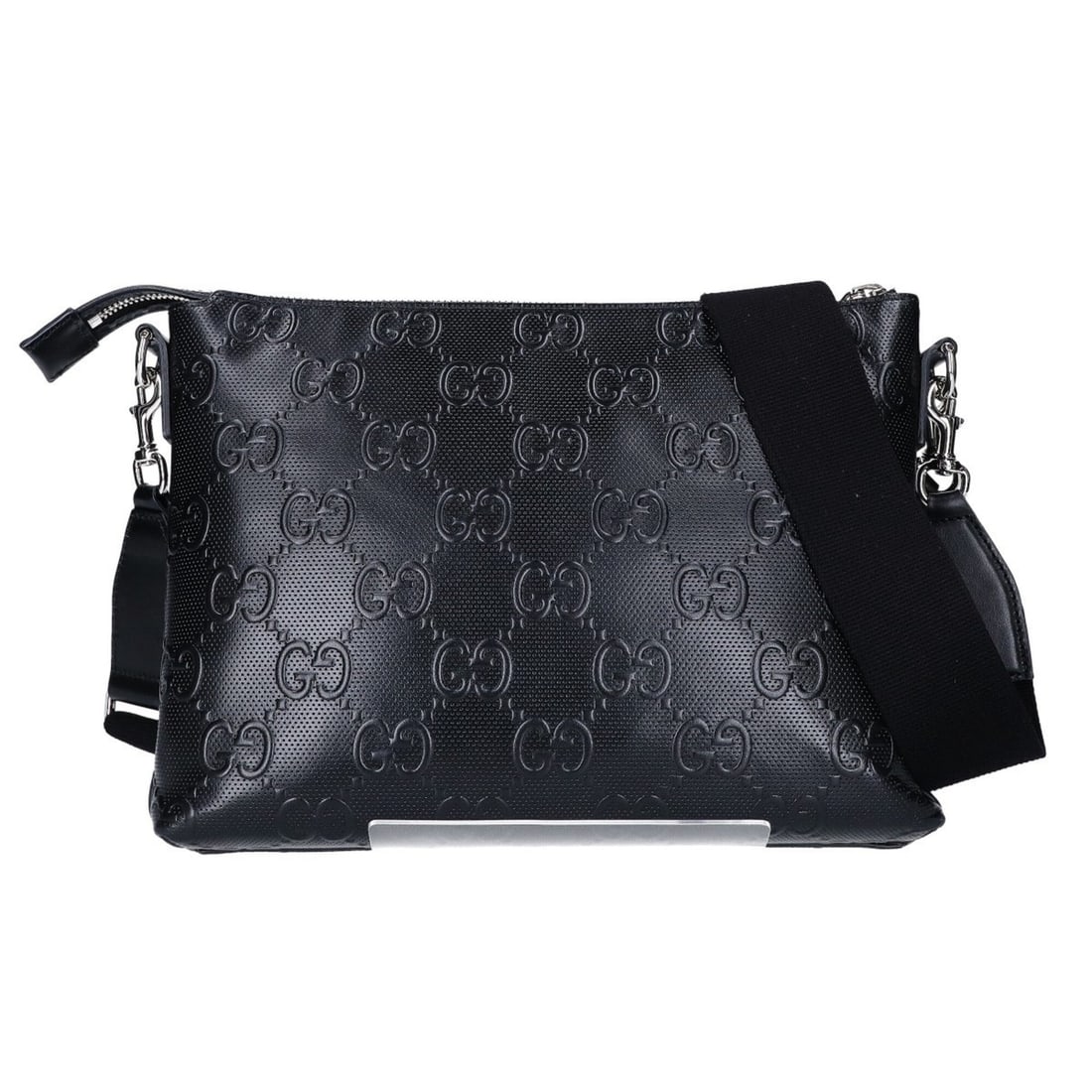 GUCCI 696009 Embossed Medium Crossbody Bag Shoulder Black Silver Hardware Men's: --- Catalog ---Category: SizeSize (HxWxD): 23cm x 30cm x 4cm / 9.05'' x 11.81'' x 1.57''Category: DesignType: Crossbody bag, Shoulder bagColor: BlackGender: MenMaterial: Leather Hardware Color: Silver