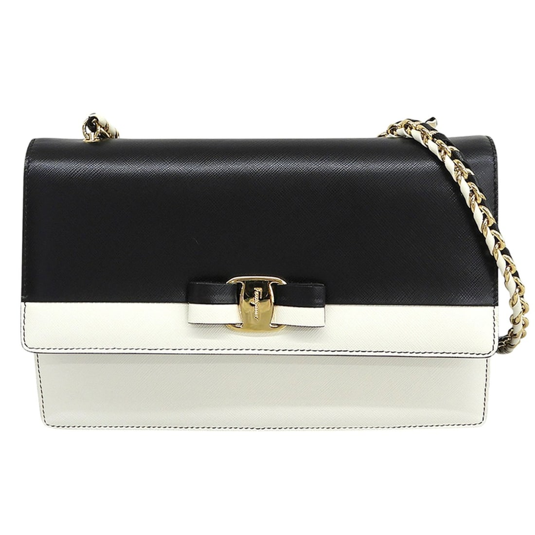 Salvatore Ferragamo - Excellent condition Vara ribbon chain bag/shoulder bag for women, black and: --- Catalog ---Category: SizeSize (HxWxD): 15.5cm x 24cm x 5.5cm / 6.1'' x 9.44'' x 2.16''Category: DesignType: Shoulder bagColor: Black, WhiteGender: WomenMaterial: Leather Category: GeneralBrand: Sa