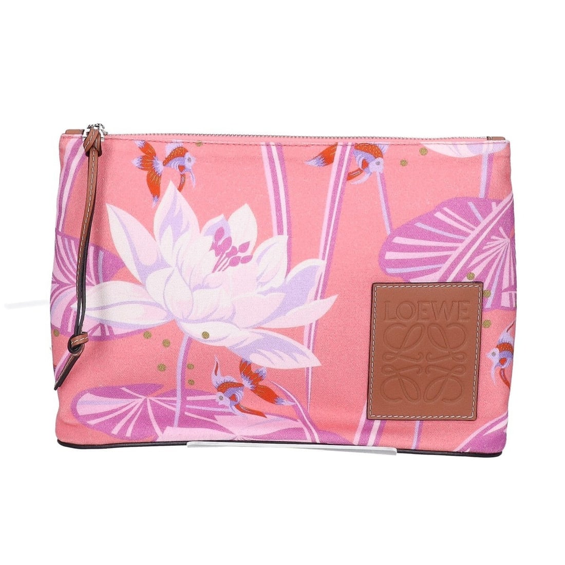 LOEWE Paula's Ibiza Oblong Second Bag Clutch Pink Women's: --- Catalog ---Category: SizeSize (HxWxD): 19cm x 27cm x 5cm / 7.48'' x 10.62'' x 1.96''Category: DesignType: Clutch bagColor: PinkGender: WomenMaterial: Canvas Category: GeneralBrand: Loewe--- Item L