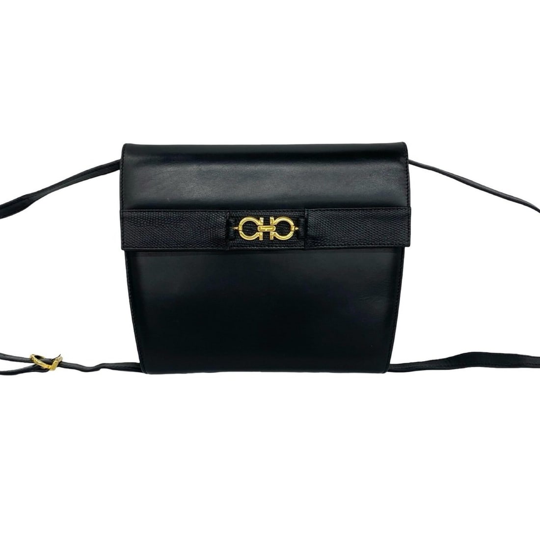 Salvatore Ferragamo Vintage Gancini Logo Hardware Leather Shoulder Bag Black 46779: --- Catalog ---Category: SizeSize (HxWxD): 19.5cm x 23.5cm x 8.5cm / 7.67'' x 9.25'' x 3.34''Category: DesignType: Shoulder bagColor: BlackGender: WomenMaterial: Leather Category: GeneralBrand: Salvat