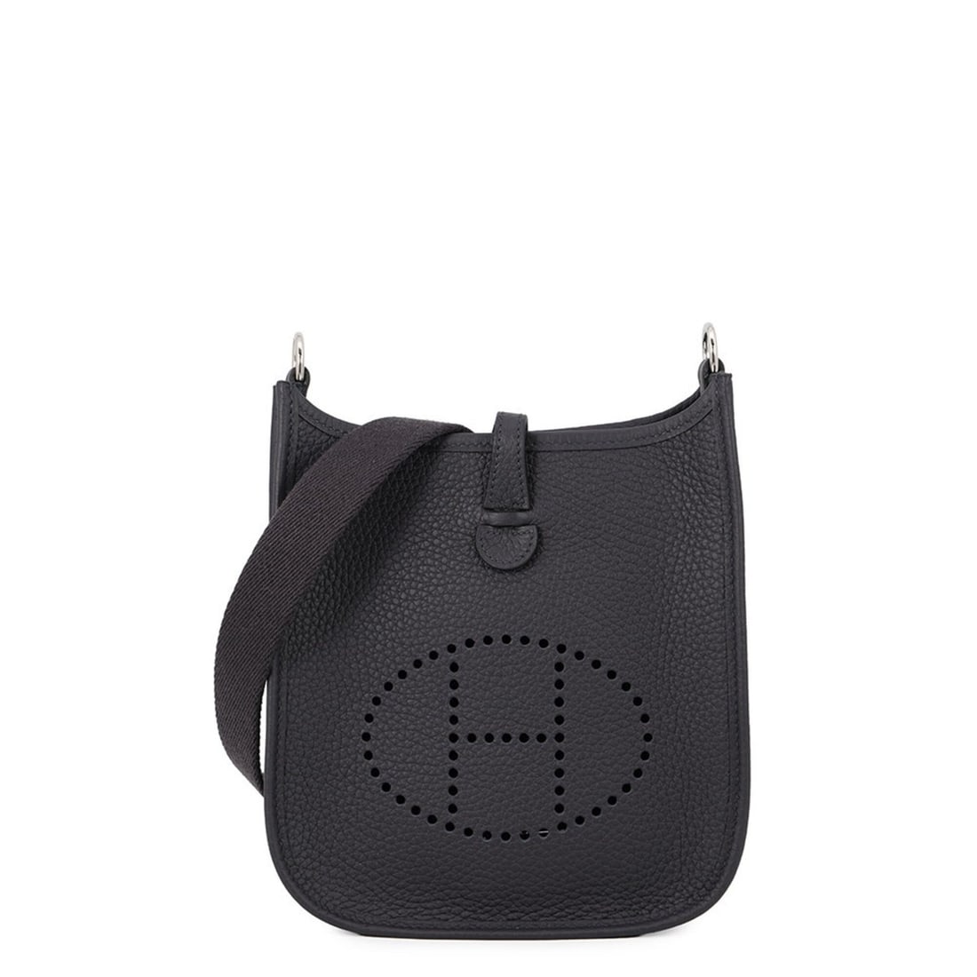 Hermes Evelyne TPM Shoulder Bag 111cm Amazon Caban Taurillon Clemence K Stamp HERMES Handbag Women's: --- Catalog ---Category: SizeSize (HxWxD): 19cm x 16cm x 5.5cm / 7.48'' x 6.29'' x 2.16''Category: DesignType: Shoulder bagColor: NavyGender: WomenMaterial: Taurillon clemence leather Category: Genera