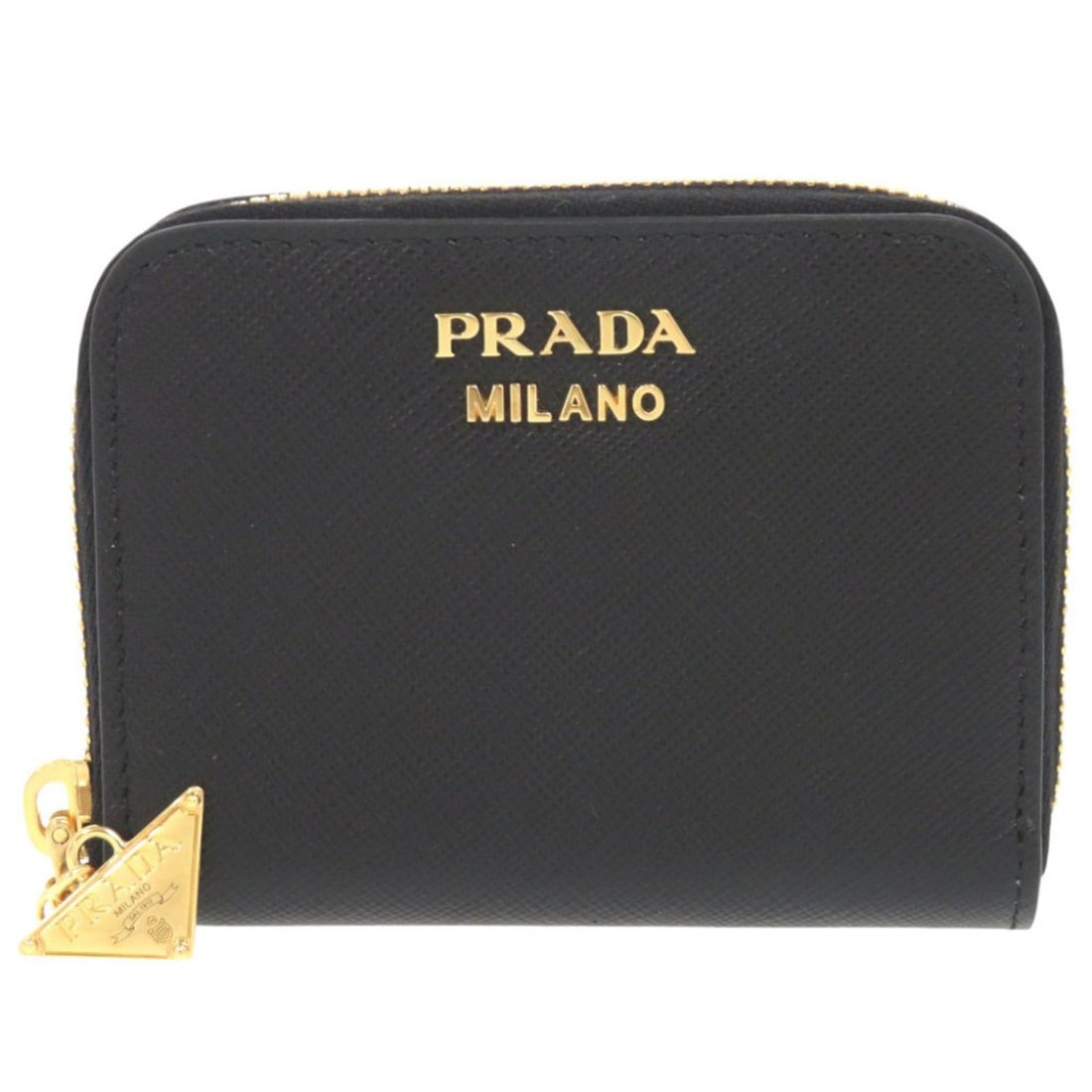 Prada Saffiano Triangle Logo Charm Black Wallet/Coin Case 1052PRADA: --- Catalog ---Category: SizeSize (HxWxD): 8cm x 10.5cm x 2.5cm / 3.14'' x 4.13'' x 0.98''Category: DesignType: Coin purse/coin caseColor: BlackGender: WomenMaterial: Saffiano Metal Category: GeneralB