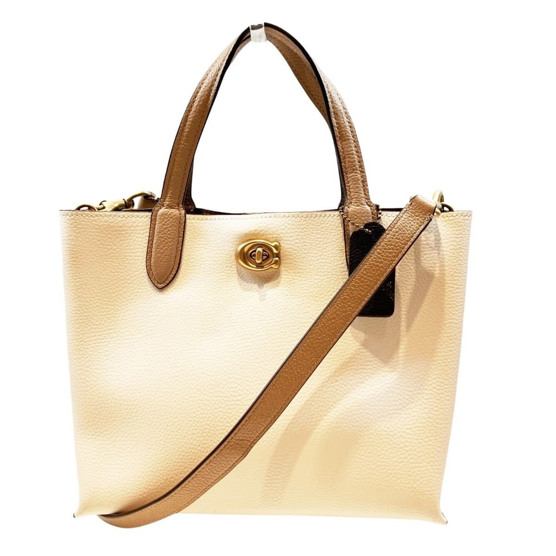 Coach Willow Tote 24 Handbag Leather C8561: --- Catalog ---Category: SizeSize (HxWxD): 20cm x 12cm / 7.87'' x 4.72''Category: DesignType: HandbagColor: WhiteGender: WomenMaterial: Leather Category: GeneralMPN: C8561Brand: Coach--- Item List ---