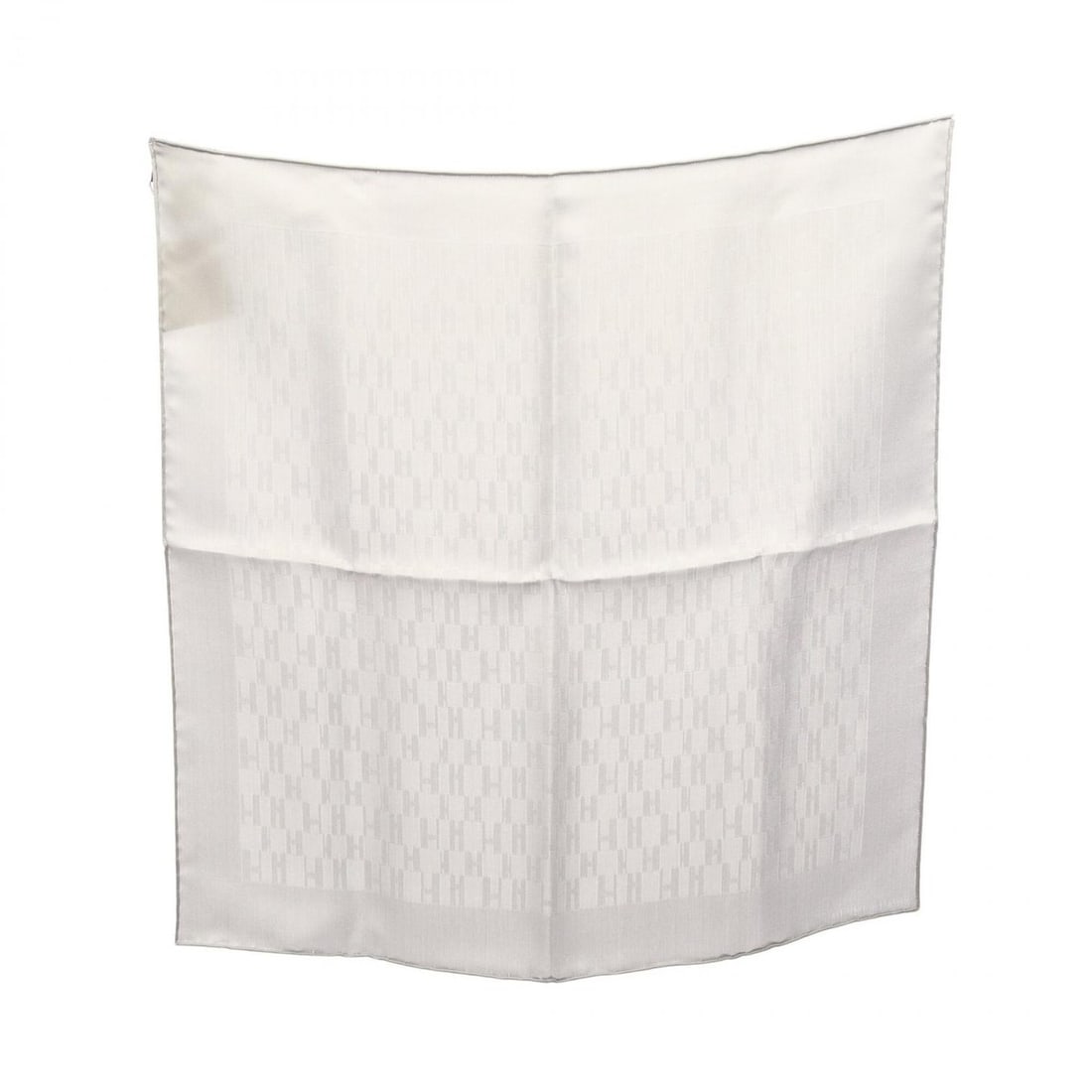 Hermes POCHETTE FACONNEE GRAND H Pocket Square Scarf Muffler Silk Men's Gray: --- Catalog ---Category: SizeSize (LxW): 42cm x 42cm / 16.53'' x 16.53''Category: DesignType: ScarfColor: GrayGender: MenMaterial: Silk Category: GeneralBrand: Hermes--- Item List ---Section: Conditio
