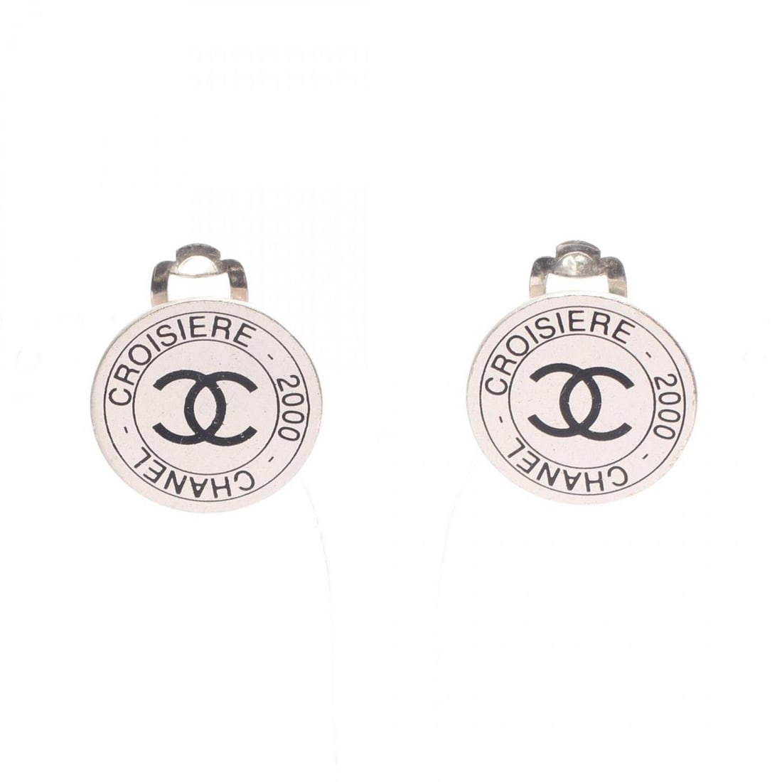 Chanel Coco Mark Circle Earrings, Metal Jewelry, Women's, Silver Tone, 00?C: --- Catalog ---Category: SizeSize (HxWxD): 20.00mm x 20.00mm / 0.79'' x 0.79''Category: DesignType: Clip earringsColor: SilverGender: WomenMaterial: MetalCategory: GeneralBrand: Chanel--- Item List --