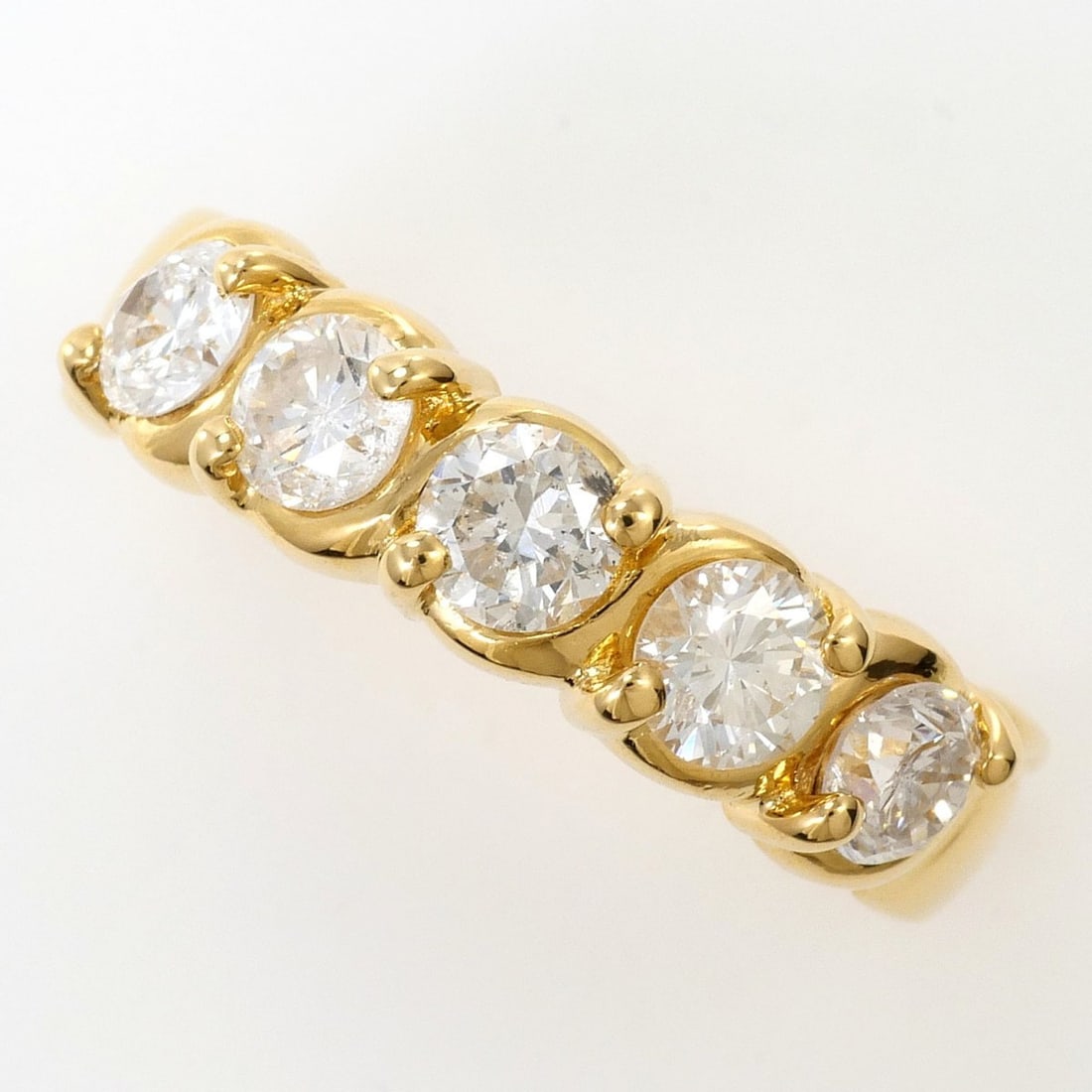 18K (18-karat) Yellow Gold Ring with 1.00ct Diamond, Total Weight 3.7g, Jewelry: --- Catalog ---Category: SizeWidth: 5mm / 0.2''Weight: 3.7g / 0.13oz.JP Size: 10US Size: 5.5Category: DesignType: Band ringColor: Yellow goldMetal: GoldStone: DiamondGender: WomenMaterial: Yellow gold