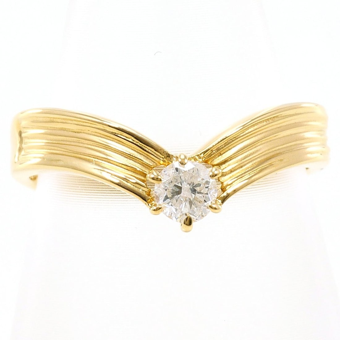 18K (18-karat) Yellow Gold Ring with 0.20ct Diamond, Certificate of Authenticity, Total Weight 2.3g,: --- Catalog ---Category: SizeWidth: 4mm / 0.16''Weight: 2.3g / 0.08oz.JP Size: 10.5US Size: 5.5Category: DesignType: Band ringColor: Yellow goldStone: DiamondGender: WomenMaterial: Yellow gold (18K)Me
