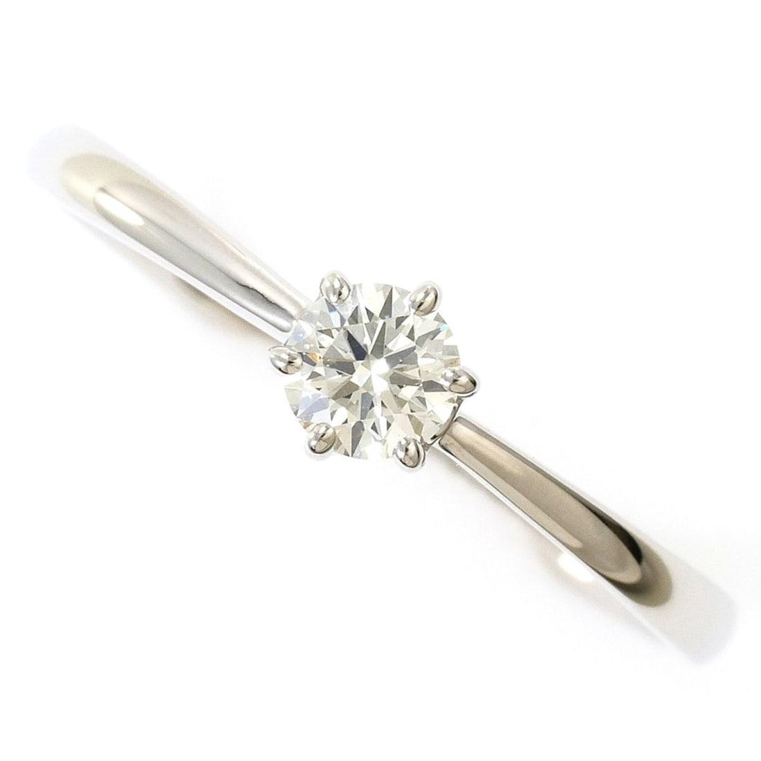 PT900 Platinum Ring, 1 Diamond, 0.237ct, VS2 Clarity, Certified, Total Weight 2.6g, Jewelry: --- Catalog ---Category: SizeWidth: 5mm / 0.2''Weight: 2.6g / 0.09oz.JP Size: 15.52US Size: 7.5Category: DesignType: Band ringColor: PlatinumMetal: PlatinumStone: DiamondGender: WomenMaterial: Platinu