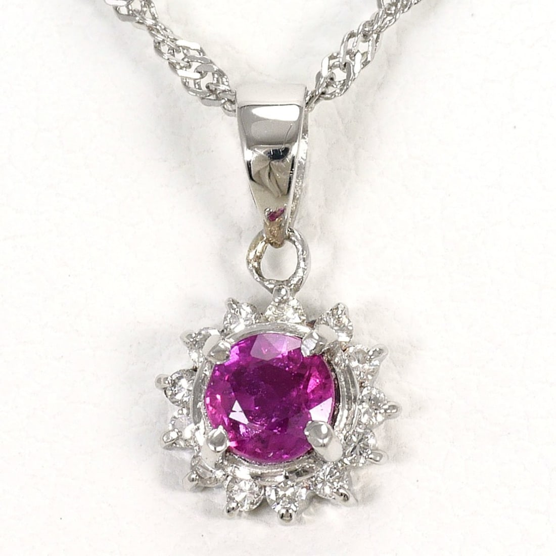 PT900 Platinum / PT850 Necklace with Ruby and Diamond (carat weight not stamped), Total Weight 2.5g, (1 of 10)