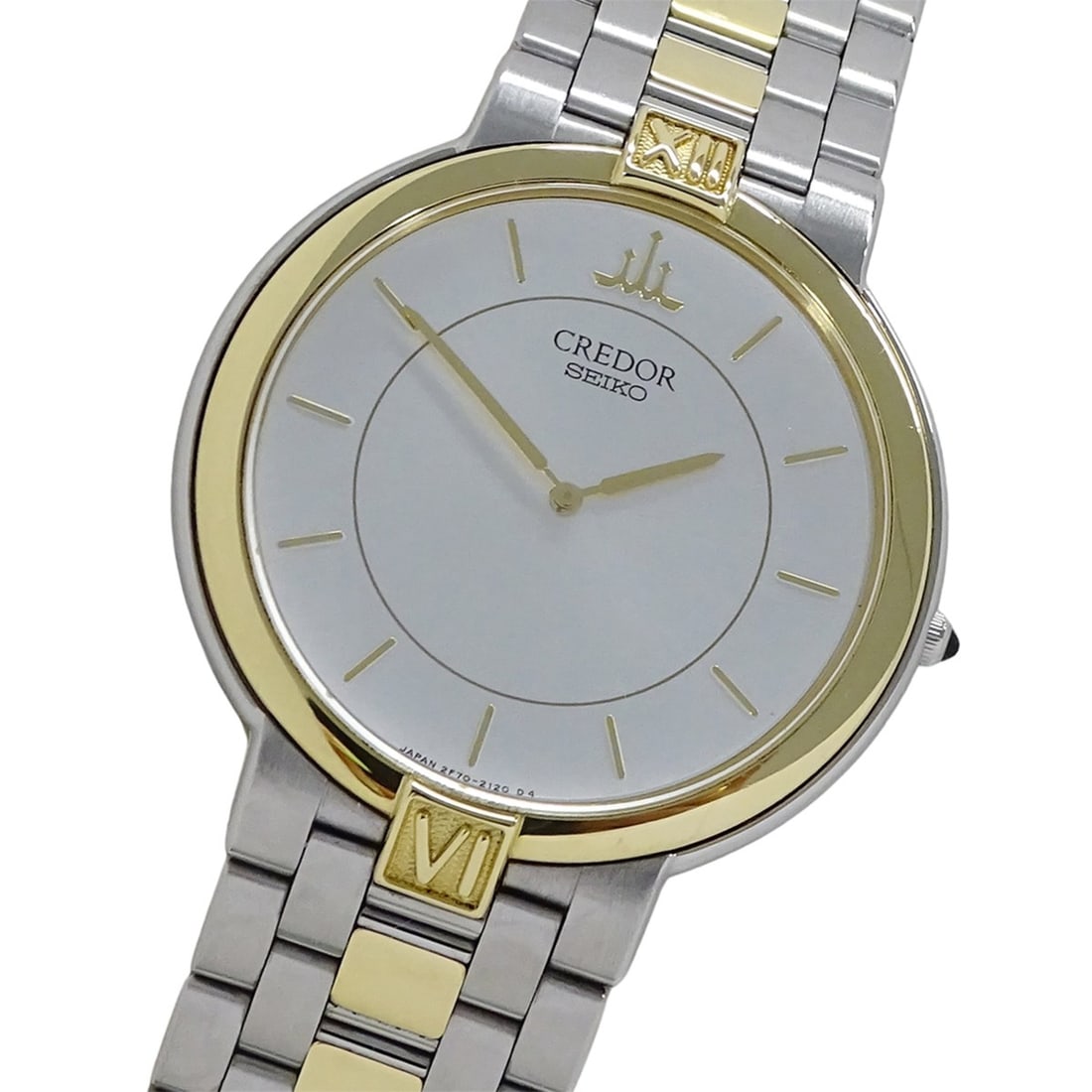 Seiko Credor 2F70-0640 Men's Watch, Brand, Quartz, Stainless Steel (SS), 18KT Bezel: --- Catalog ---Category: SizeWrist Size: 19cm / 7.48''Case Diameter: 32.5mm / 1.28''Category: DesignType: WristwatchGender: MenColor (Dial): SilverMaterial (Band): Gold (18K), Stainless steelMaterial 