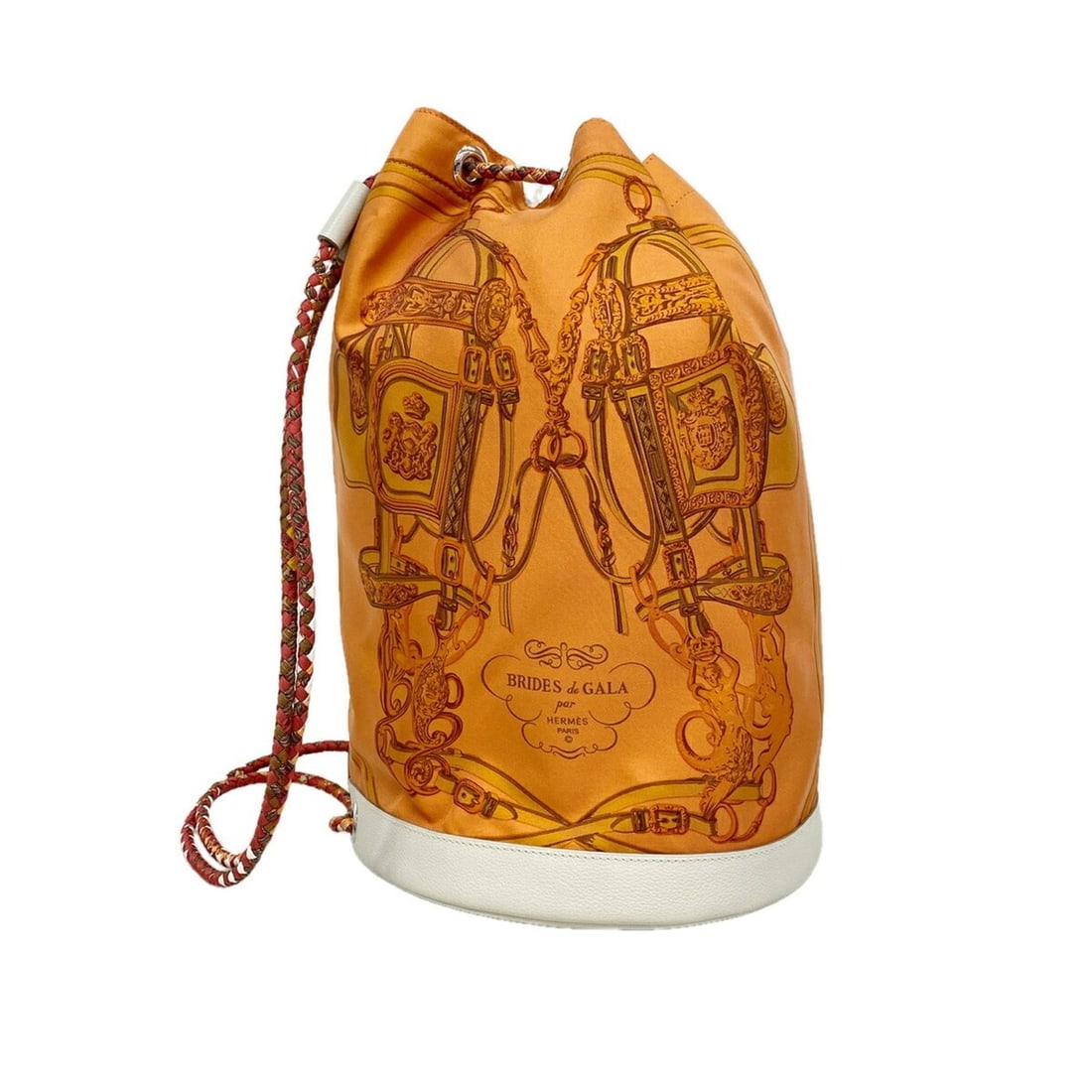 Hermes Socquoir 22 Silk Shoulder Bag, Orange, ?O Stamp, Women's: --- Catalog ---Category: SizeSize (HxWxD): 35cm x 23cm x 22cm / 13.77'' x 9.05'' x 8.66''Category: DesignType: Shoulder bagColor: OrangeGender: WomenMaterial: Silk Hardware Color: SilverCategory: Gene