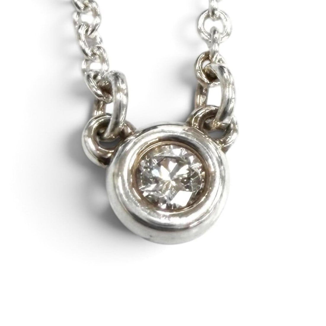 TIFFANY&Co. Tiffany Diamond by the Yard Single Pendant AG925, Frame Diameter: 3.3mm, Necklace,: --- Catalog ---Category: SizePendant Size: 3.3mm / 0.12''Neck Circumference: 40 cm - 41 cm / 15.74'' - 16.14''Category: DesignColor: SilverStone: DiamondGender: WomenMaterial: Silver 925Necklace Type: