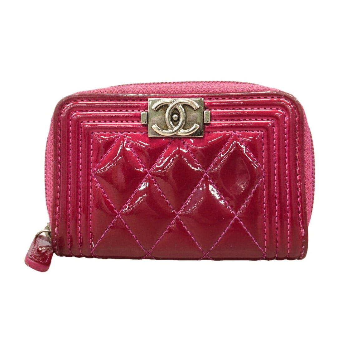 Chanel Boy Wallet/Coin Case, Patent Leather, Pink, Women's: --- Catalog ---Category: SizeSize (HxWxD): 7.5cm x 11cm x 2cm / 2.95'' x 4.33'' x 0.78''Category: DesignType: Coin purse/coin caseColor: PinkGender: WomenMaterial: Patent leather Category: GeneralBran