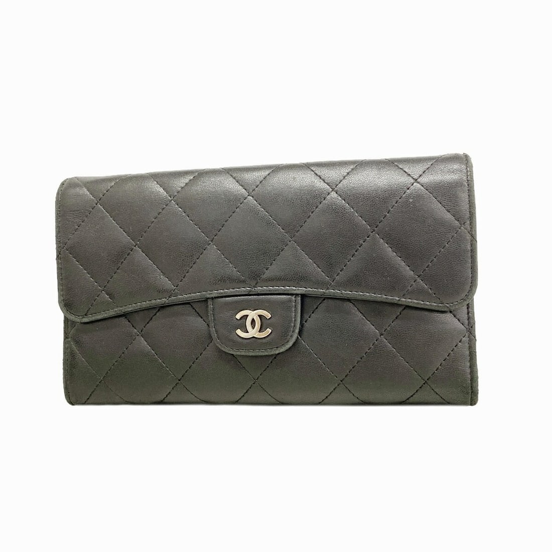 Chanel Tri-fold Long Wallet, Matelassé Lambskin, Black, Women's: --- Catalog ---Category: SizeSize (HxWxD): 10.5cm x 18cm x 2cm / 4.13'' x 7.08'' x 0.78''Category: DesignType: Long wallet (tri-fold)Color: BlackGender: WomenMaterial: Leather Leather/Fur Type: Lambsk