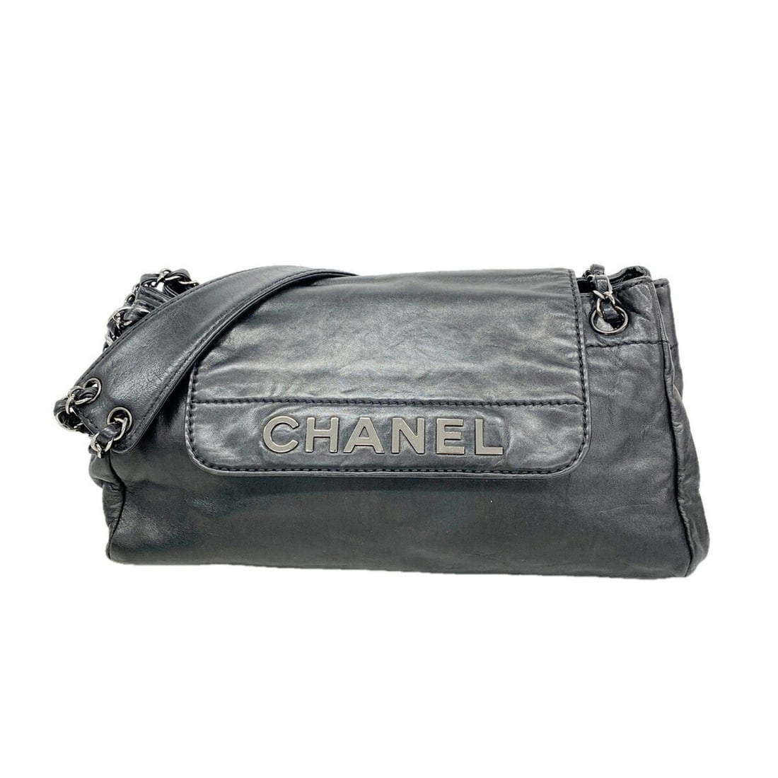 Chanel Shoulder Bag, Chain Shoulder, Lambskin, Black, Women's: --- Catalog ---Category: SizeSize (HxWxD): 19.5cm x 30cm x 10.5cm / 7.67'' x 11.81'' x 4.13''Category: DesignType: Shoulder bagColor: BlackGender: WomenMaterial: Leather Hardware Color: SilverLeather/