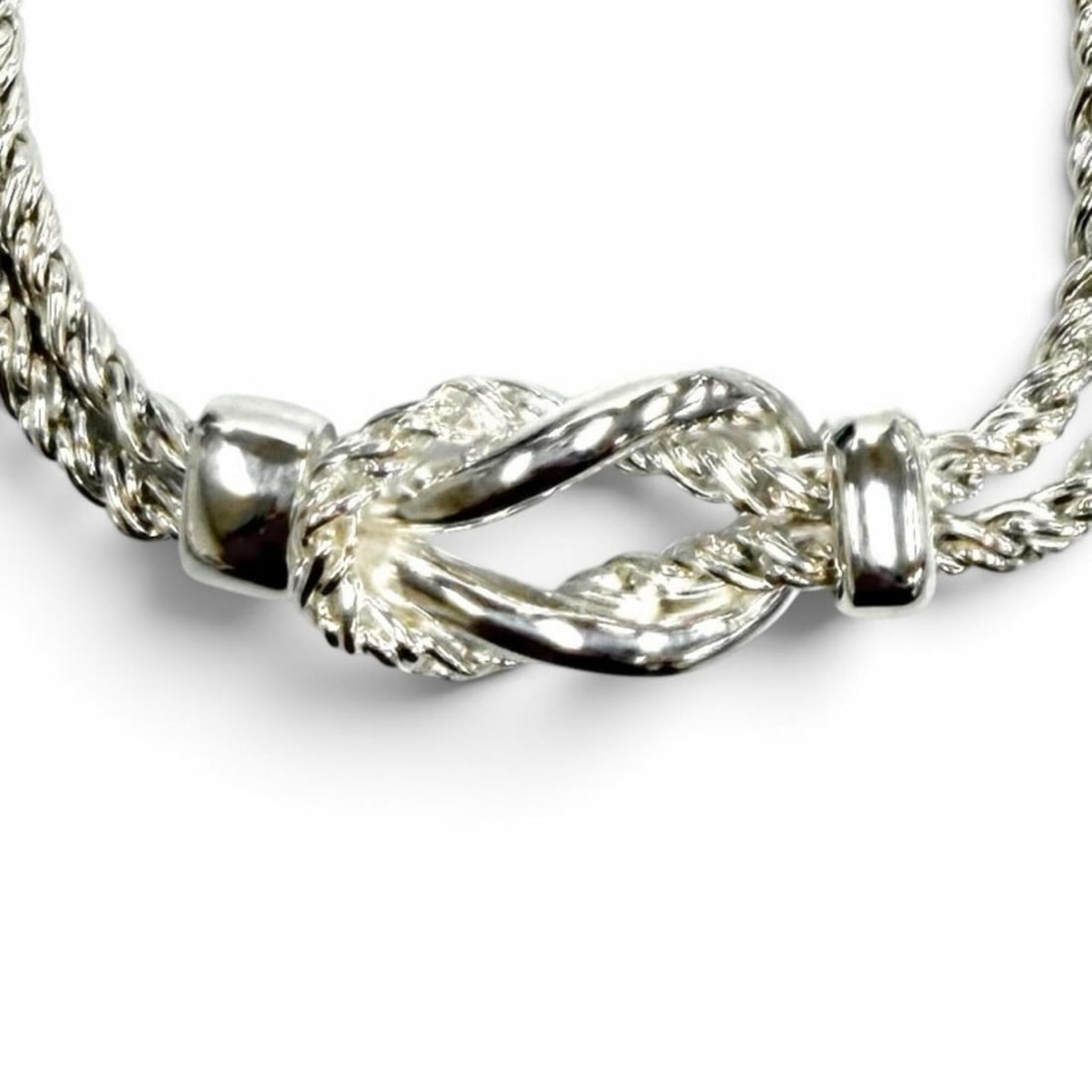 TIFFANY&Co. Tiffany 925 Center Knot Necklace Pendant, Made in Italy, Weight 31.2g, Women's, Comes: --- Catalog ---Category: SizePendant Size: 10mm x 26mm / 0.39'' x 1.02''Neck Circumference: 43 cm / 16.92''Category: DesignColor: SilverGender: WomenMaterial: Silver 925Pendant Type: PendantNecklace T