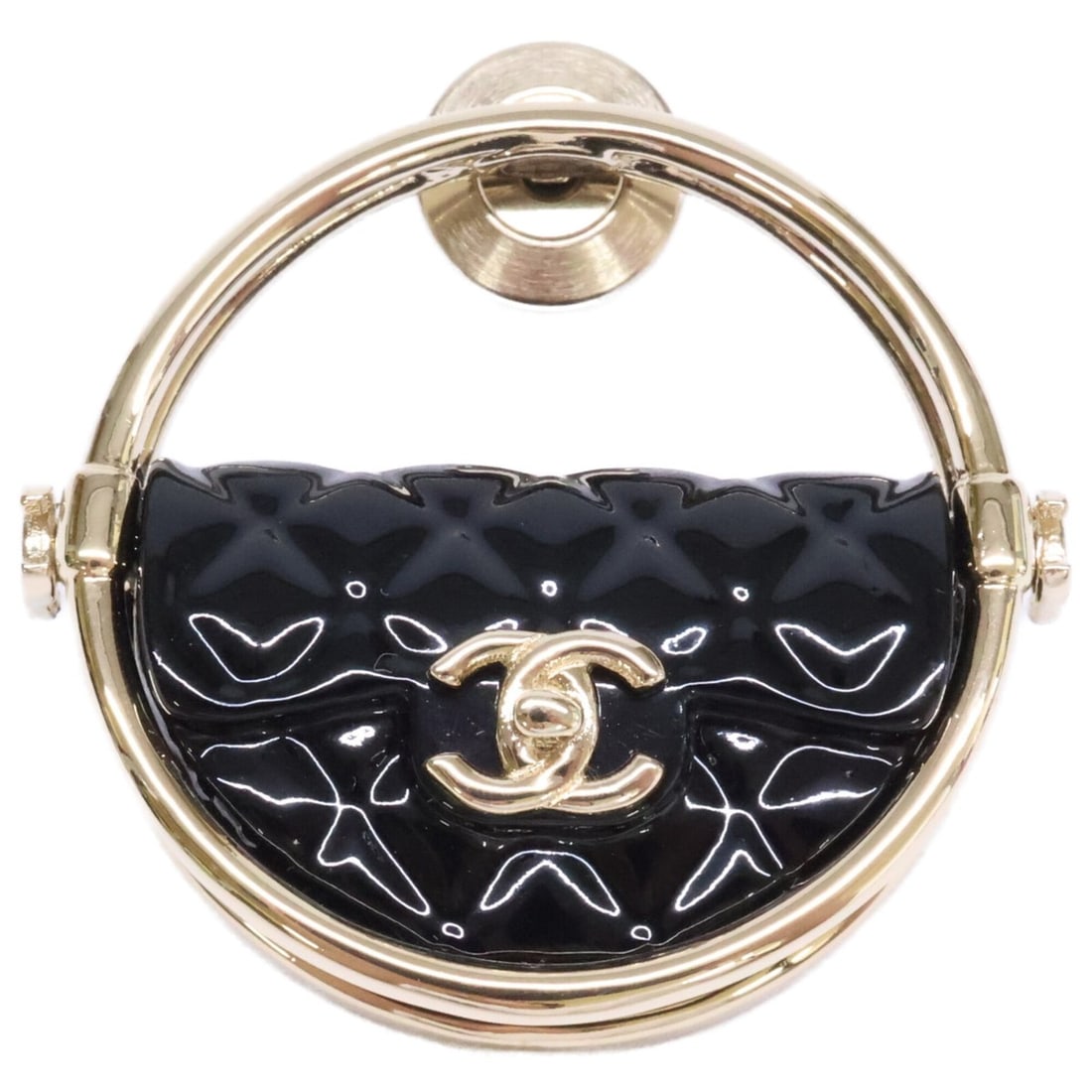 CHANEL B23C AB9851 Coco Mark Matelassé Bag Motif Hoop Lapel Pin Brooch Black Gold Hardware Women's: --- Catalog ---Category: DesignType: BroochColor: BlackGender: WomenMaterial: Gold platingCategory: GeneralBrand: Chanel--- Item List ---Section: ConditionRanking: Rank A Used - A few traces of usage,