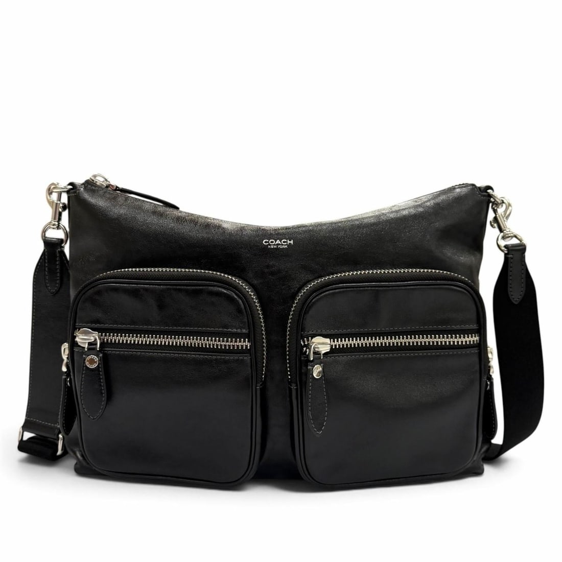COACH CDU91 Smooth Leather Domino File Bag Shoulder Black Silver Hardware Men's Women's: --- Catalog ---Category: SizeSize (HxWxD): 26cm x 34cm x 8.5cm / 10.23'' x 13.38'' x 3.34''Category: DesignType: Shoulder bagColor: BlackGender: Men,WomenMaterial: Leather Hardware Color: SilverCatego