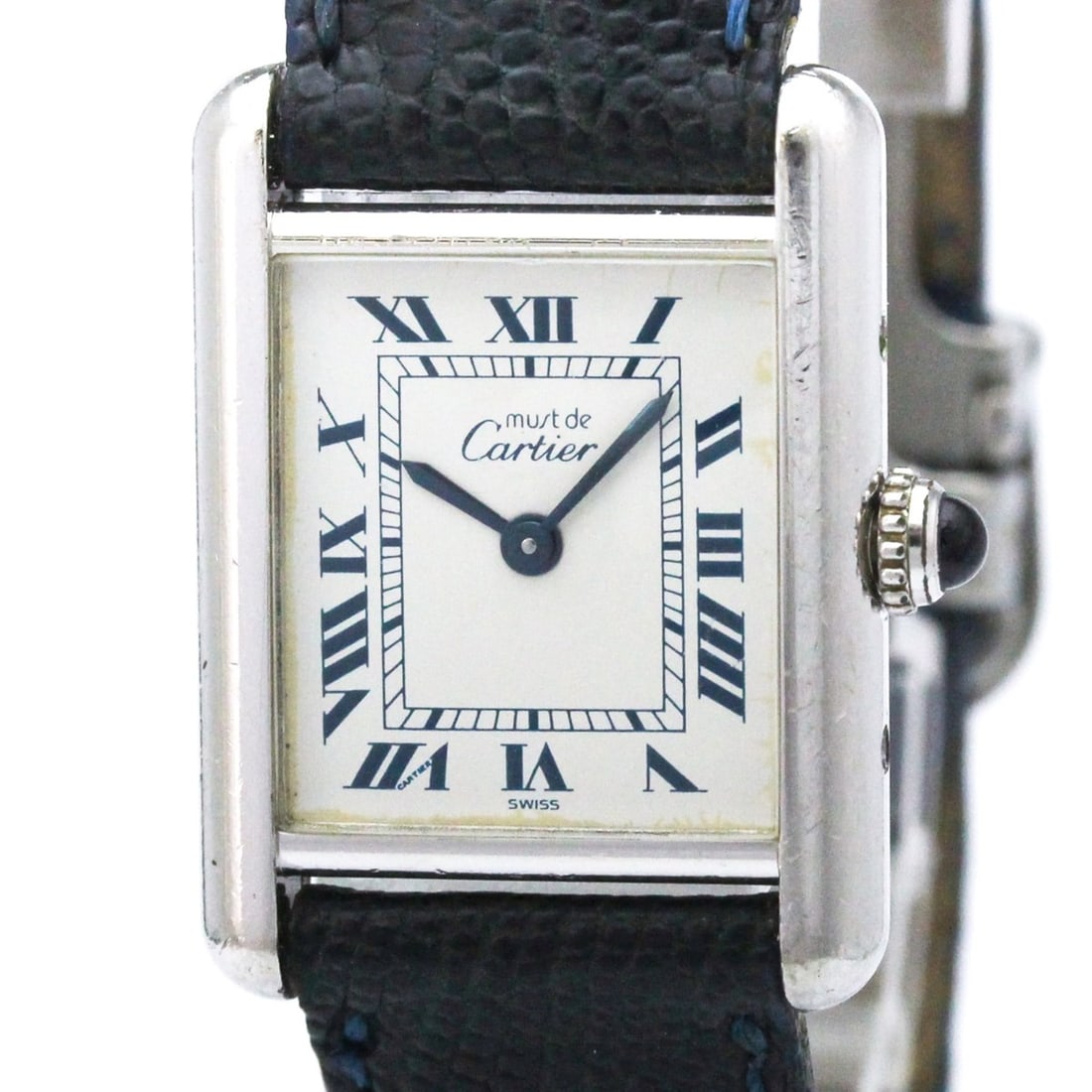 CARTIER Must Tank Silver 925 Leather Quartz Ladies Watch W1001565: --- Catalog ---Category: SizeCase Diameter: 20mm / 0.79''Category: DesignType: WristwatchStyle: Dress/FormalGender: WomenColor (Dial): WhiteMaterial (Band): LeatherMaterial (Case): Silver 925Category: