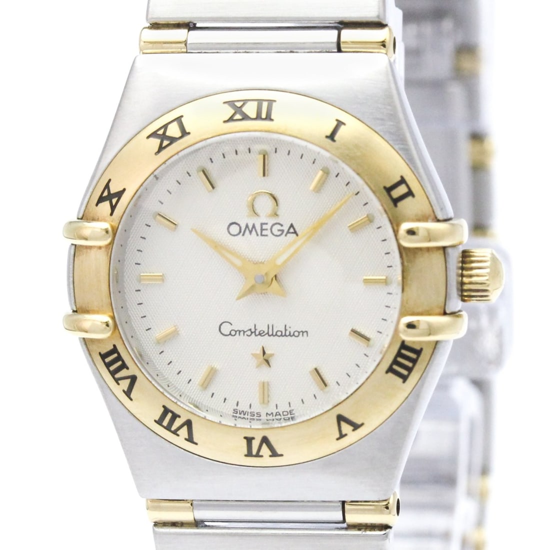 OMEGA Constellation 18K Gold Steel Ladies Watch 1372.30 Polished: --- Catalog ---Category: SizeCase Diameter: 22mm / 0.87''Category: DesignType: WristwatchStyle: Dress/FormalGender: WomenColor (Dial): SilverMaterial (Band): Stainless steel, Yellow gold (18K)Material