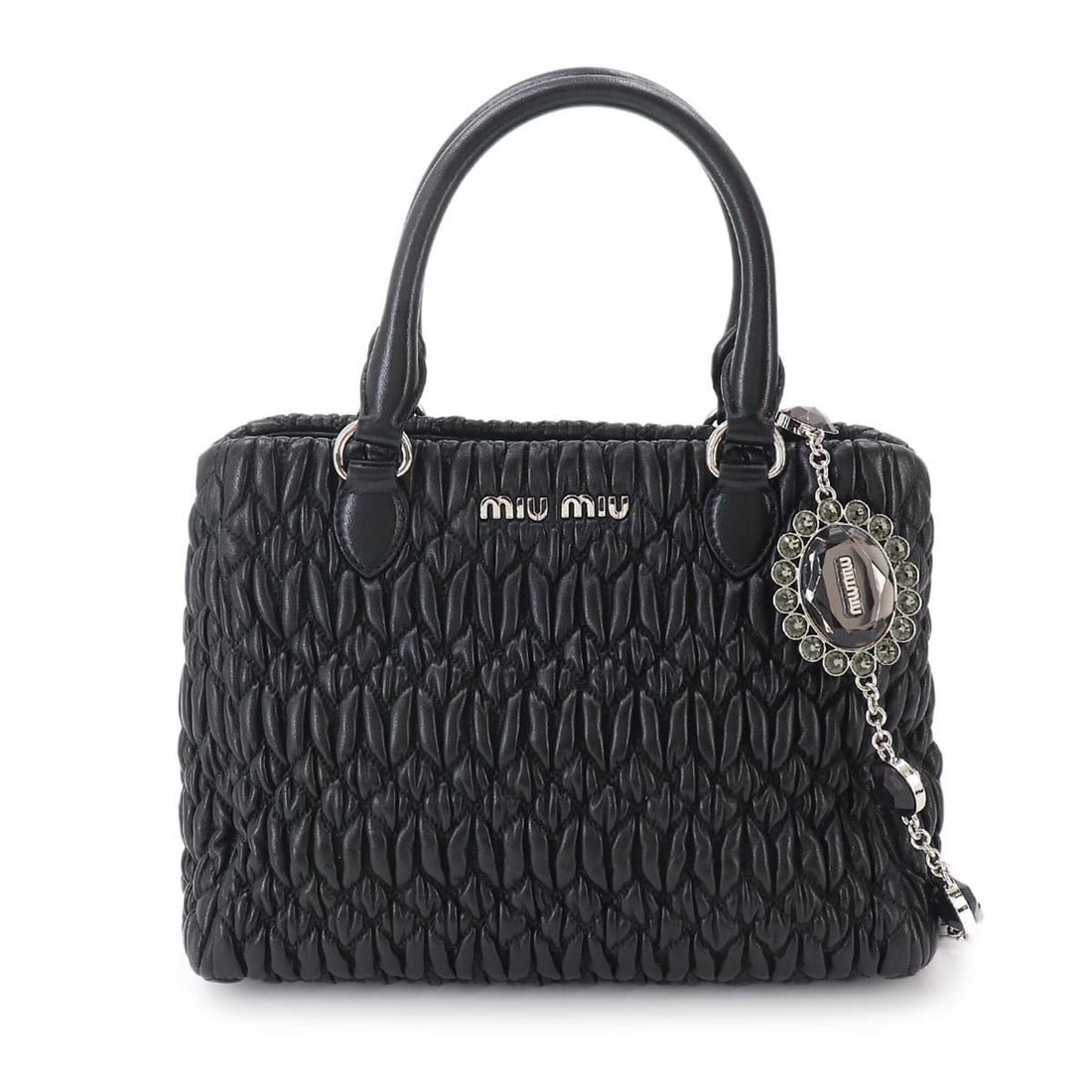 Miu Miu Miu Matelasse 2-way Handbag Chain Shoulder Leather Black 5BA067 Crystal Bag: --- Catalog ---Category: SizeSize (HxWxD): 18.5cm x 25.5cm x 13cm / 7.28'' x 10.03'' x 5.11''Category: DesignType: HandbagColor: BlackGender: WomenMaterial: Leather Category: GeneralBrand: Miu MiuCoun