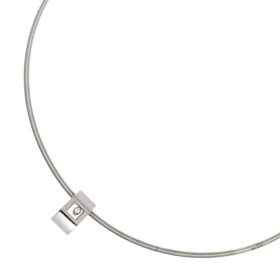 Chopard Happy Diamond Necklace, 42cm, 18K WG (White Gold 750): --- Catalog ---Category: SizePendant Size: 16mm x 9mm / 0.62'' x 0.35''Neck Circumference: 42 cm / 16.53''Category: DesignGender: WomenMaterial: White gold (18K)Necklace Type: NecklaceCategory: Genera