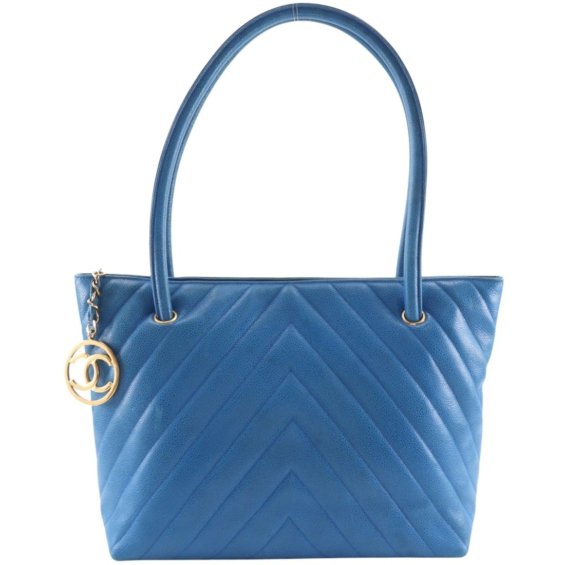 Chanel Chevron Tote Bag, V-stitch, Caviar Leather, Blue, A4 Size, Women's.: --- Catalog ---Category: SizeWeight: 760g / 1.67lb.Handle Drop: 24.00cm / 9.45''Size (HxWxD): 25cm x 30cm x 12cm / 9.84'' x 11.81'' x 4.72''Category: DesignType: Tote bagColor: BlueGender: WomenSeason