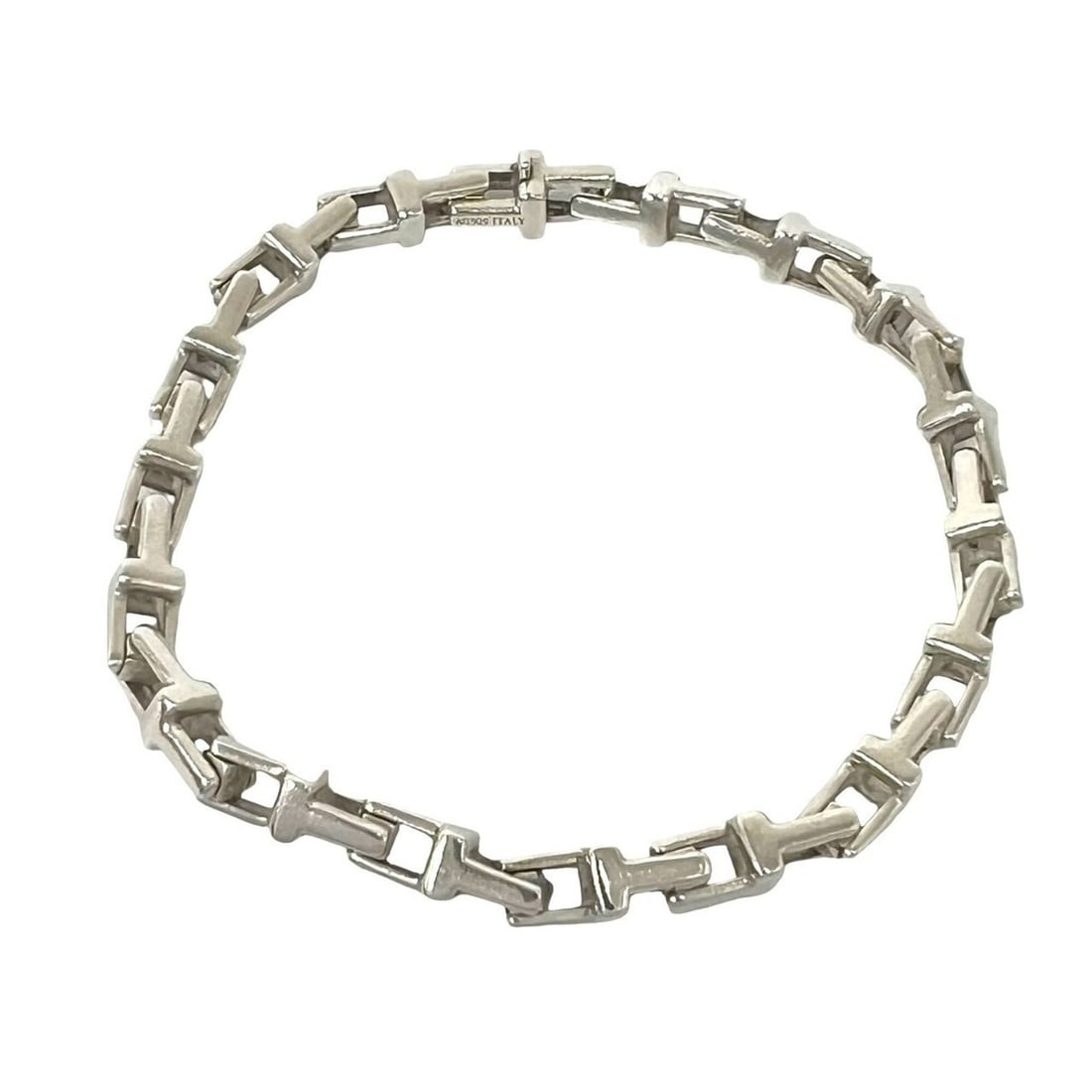TIFFANY&Co. Tiffany T Narrow Chain Bracelet, Sterling Silver 925, Accessory, Silver, 65854: --- Catalog ---Category: SizeLength: 16.5cm / 6.49''Category: DesignType: Charm braceletColor: SilverGender: WomenMaterial: Silver 925Category: GeneralBrand: Tiffany--- Item List ---Section: Condition