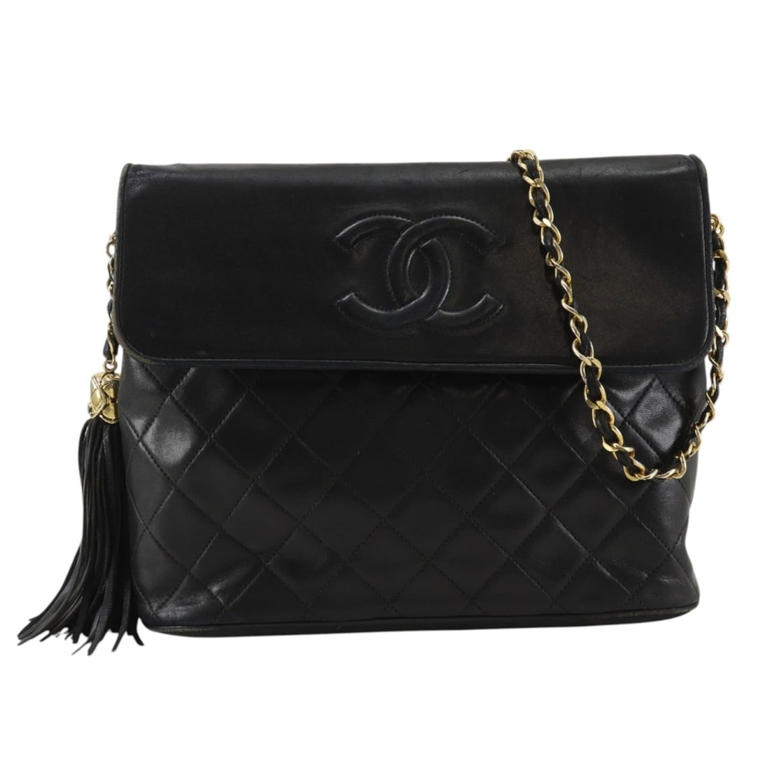 Chanel Matelasse Chain Shoulder Bag, Tassel, Lambskin, Black, Magnetic Closure, Women's: --- Catalog ---Category: SizeWeight: 550g / 1.21lb.Strap Drop: 48cm / 18.89''Size (HxWxD): 21cm x 26cm x 9cm / 8.26'' x 10.23'' x 3.54''Category: DesignType: Shoulder bagColor: BlackGender: WomenMater