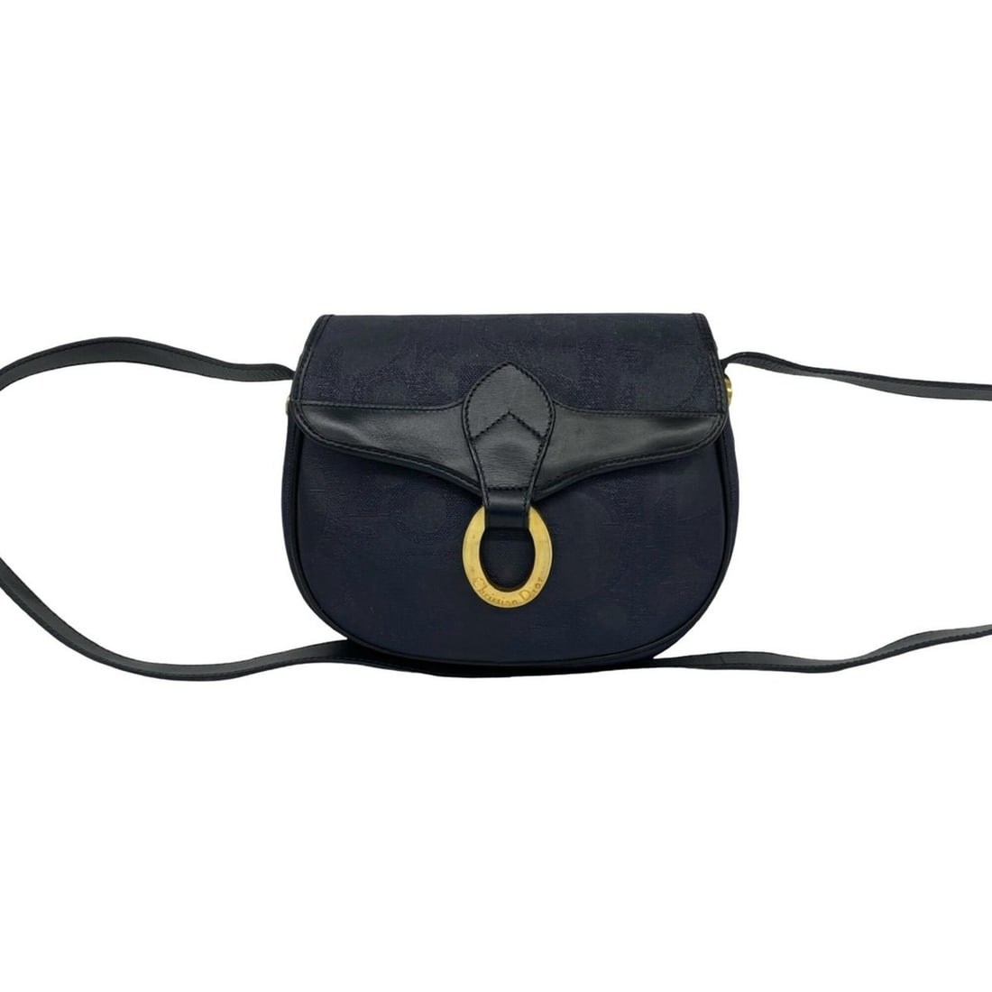Christian Dior Vintage Logo Hardware Trotter Leather Shoulder Bag Pouch Navy 93912: --- Catalog ---Category: SizeSize (HxWxD): 16.5cm x 21.5cm x 4cm / 6.49'' x 8.46'' x 1.57''Category: DesignType: Pochette, Shoulder bagColor: NavyGender: WomenMaterial: Leather , PVC Category: General