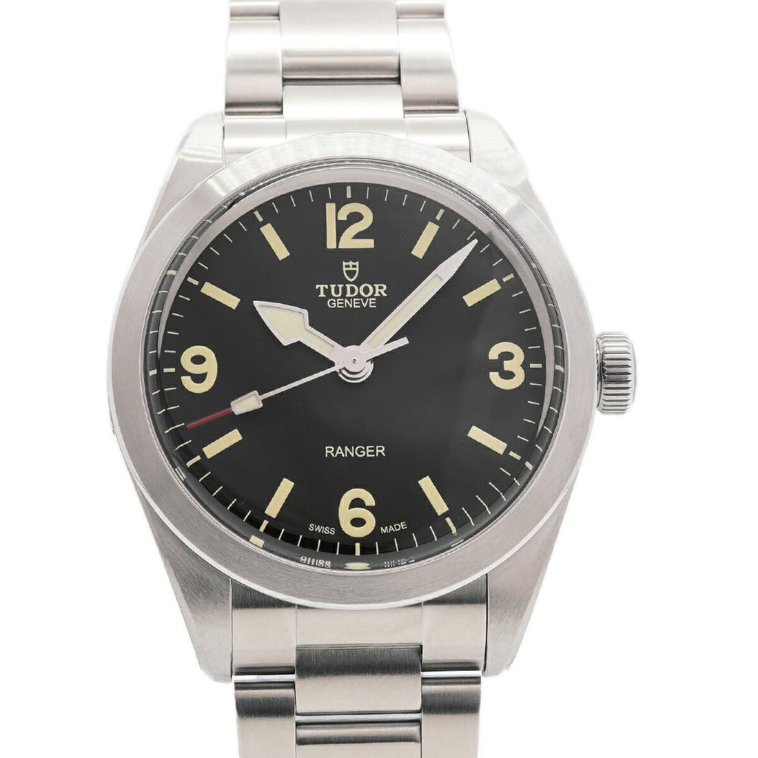 Tudor Ranger 79950 Black Dial Men's Watch: --- Catalog ---Category: SizeWrist Size: 20.5cm / 8.07''Case Diameter: 39.2mm / 1.54''Category: DesignType: WristwatchGender: MenColor (Dial): BlackMaterial (Band): Stainless steelCategory: GeneralMPN