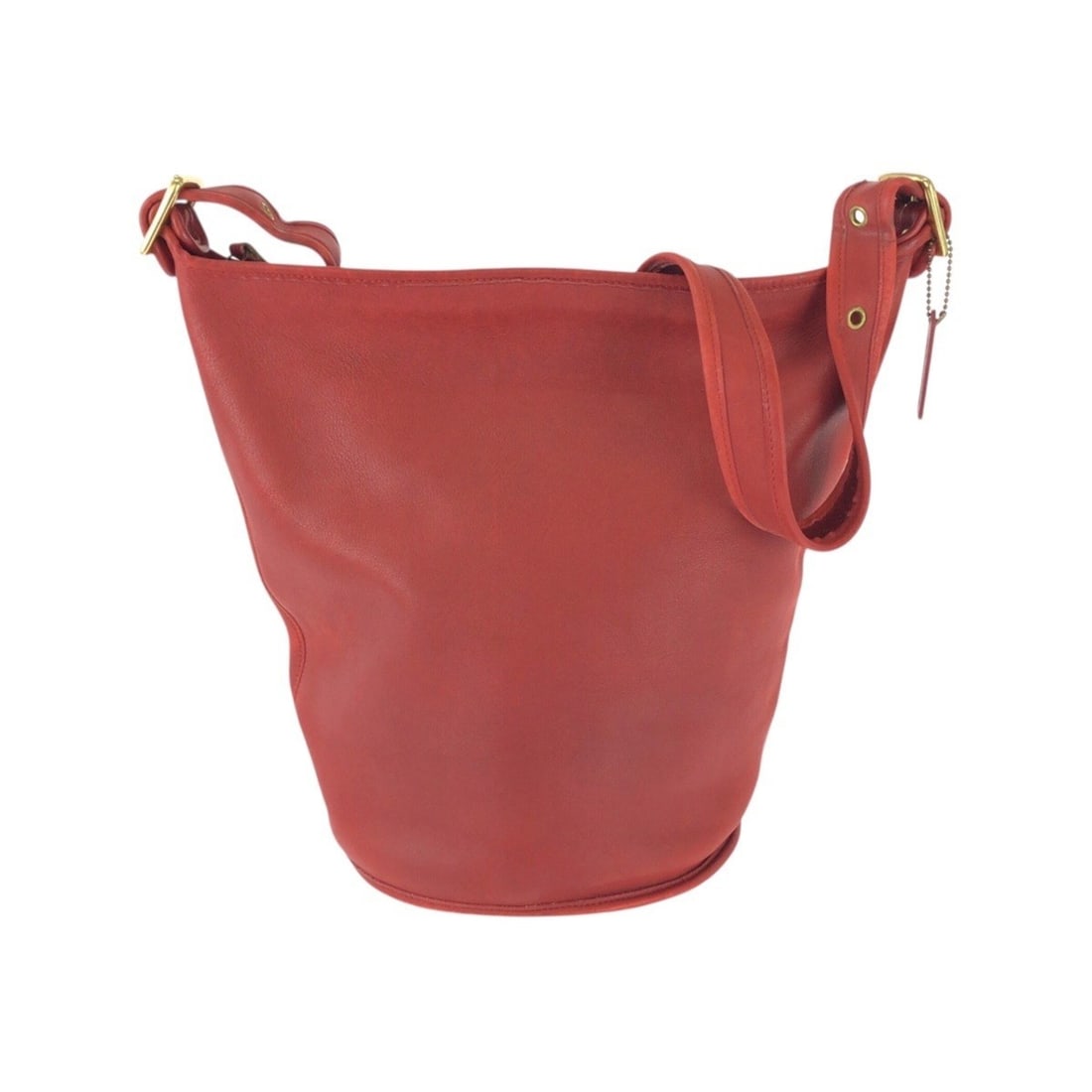 COACH Old Coach Duffle Sack, Red, Gold Hardware, Leather, 1042 328, Shoulder Bag, Women's: --- Catalog ---Category: SizeSize (HxWxD): 35cm x 37cm x 24cm / 13.77'' x 14.56'' x 9.44''Category: DesignType: Shoulder bagColor: Red colorGender: WomenMaterial: Leather Hardware Color: GoldCategory: