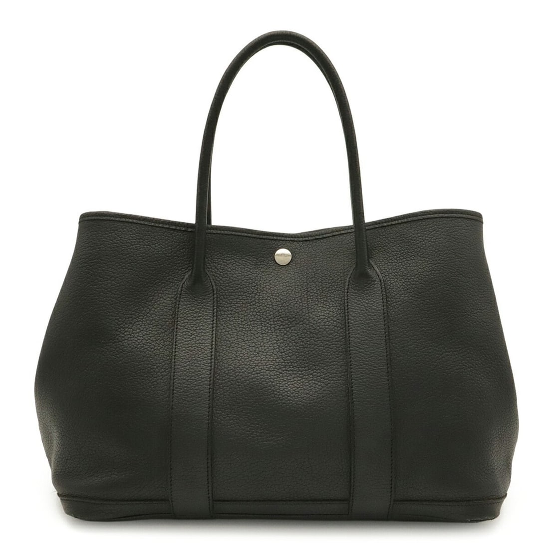 HERMES Garden PM Tote Bag Handbag Negonda Leather Black ?L Stamp: --- Catalog ---Category: SizeSize (HxWxD): 26.5cm x 36cm x 17.5cm / 10.43'' x 14.17'' x 6.88''Category: DesignType: Handbag, Tote bagColor: BlackGender: WomenMaterial: Negonda leather Hardware Color: 
