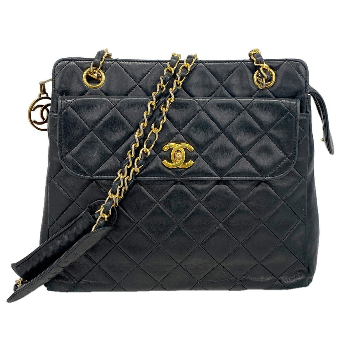 Chanel Matelassé Lambskin Chain Tote Bag, Black, for Women: --- Catalog ---Category: SizeSize (HxWxD): 23cm x 27cm x 9.5cm / 9.05'' x 10.62'' x 3.74''Category: DesignType: Tote bagColor: BlackGender: WomenMaterial: Leather Hardware Color: GoldLeather/Fur Type: