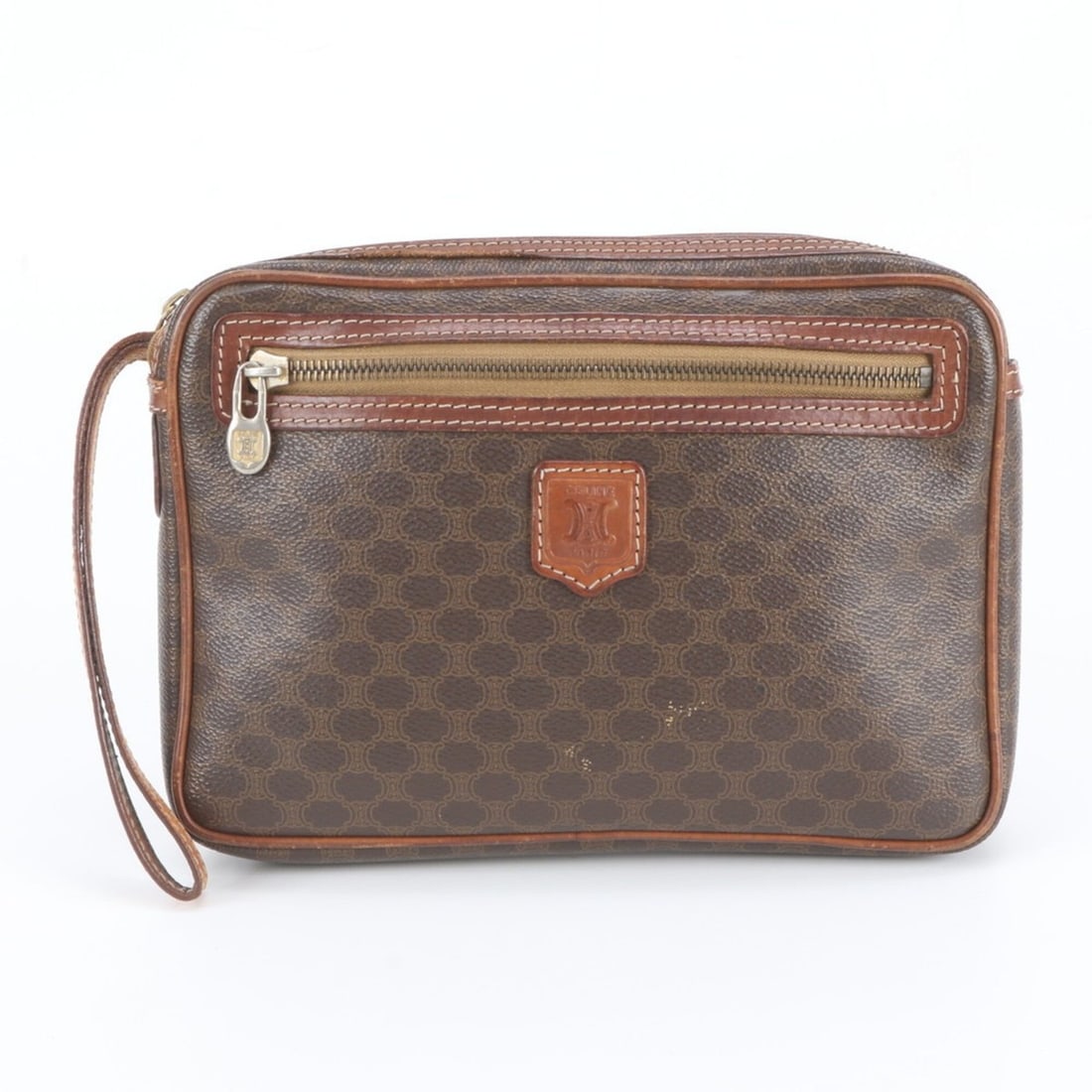 Celine Macadam Leather Second Bag Clutch Pouch Brown Men's: --- Catalog ---Category: SizeSize (HxWxD): 17cm x 24cm x 4cm / 6.69'' x 9.44'' x 1.57''Category: DesignType: Clutch bag, PouchColor: BrownGender: MenMaterial: Leather , Coated canvas Category: General