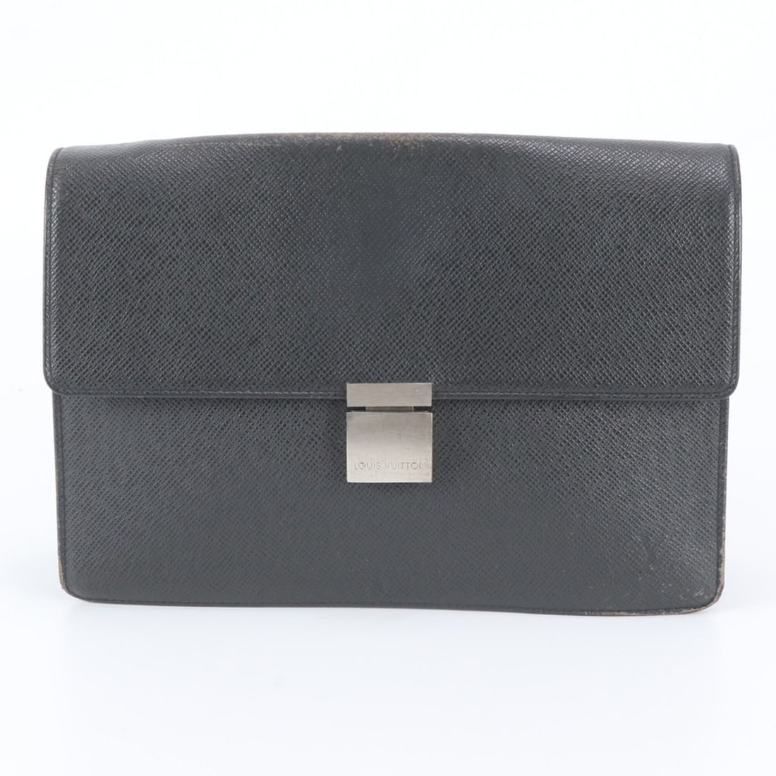 Louis Vuitton Taiga Selenga M30782 Leather Second Bag Clutch Pouch Black Men's: --- Catalog ---Category: SizeSize (HxWxD): 18cm x 26cm x 7cm / 7.08'' x 10.23'' x 2.75''Category: DesignType: Clutch bag, PouchColor: ArdoiseGender: MenMaterial: Leather Category: GeneralMPN: M30782Br
