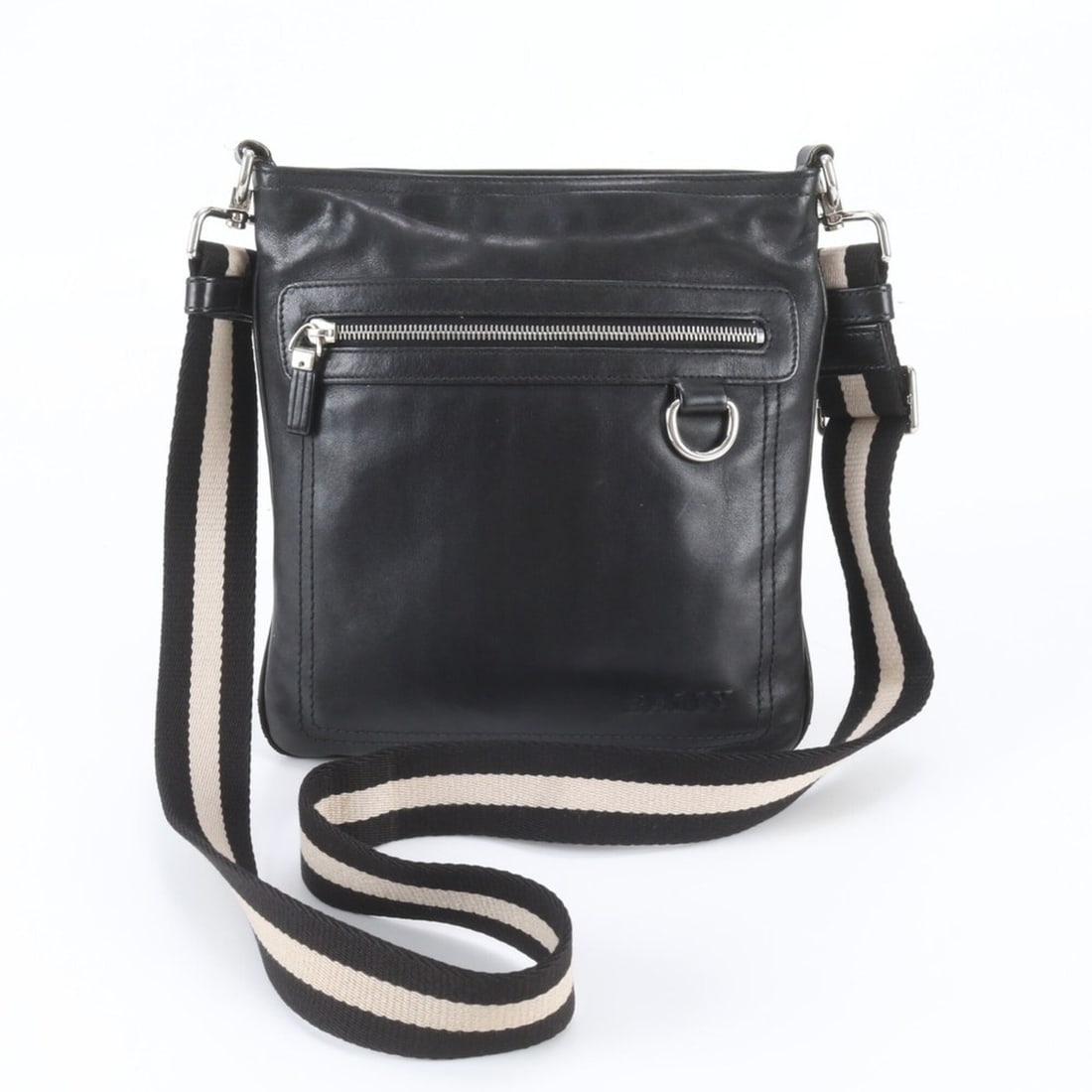 Bally Leather Shoulder Bag Messenger Tote Black Men's: --- Catalog ---Category: SizeSize (HxWxD): 26cm x 24cm x 1.5cm / 10.23'' x 9.44'' x 0.59''Category: DesignType: Messenger bag, Shoulder bag, Tote bagColor: BlackGender: MenMaterial: Leather Category: 