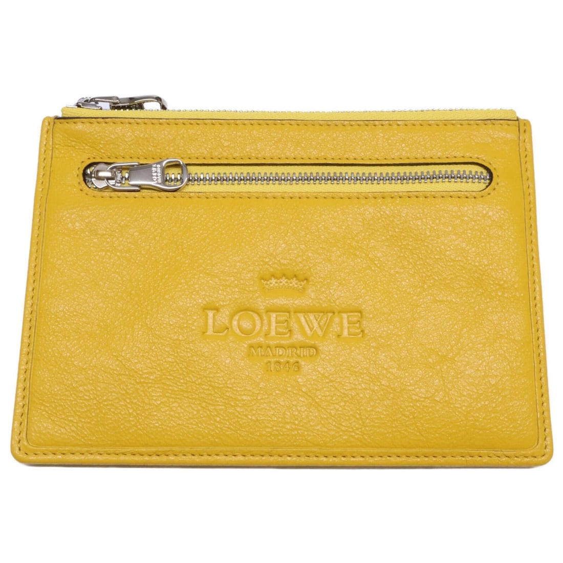 LOEWE 176.79D06E POUCH HERITAGE C AMARILLO Heritage Pouch Yellow Women's: --- Catalog ---Category: SizeSize (HxWxD): 12cm x 17cm / 4.72'' x 6.69''Category: DesignType: PouchColor: YellowGender: WomenMaterial: Leather Category: GeneralBrand: Loewe--- Item List ---Section: Co