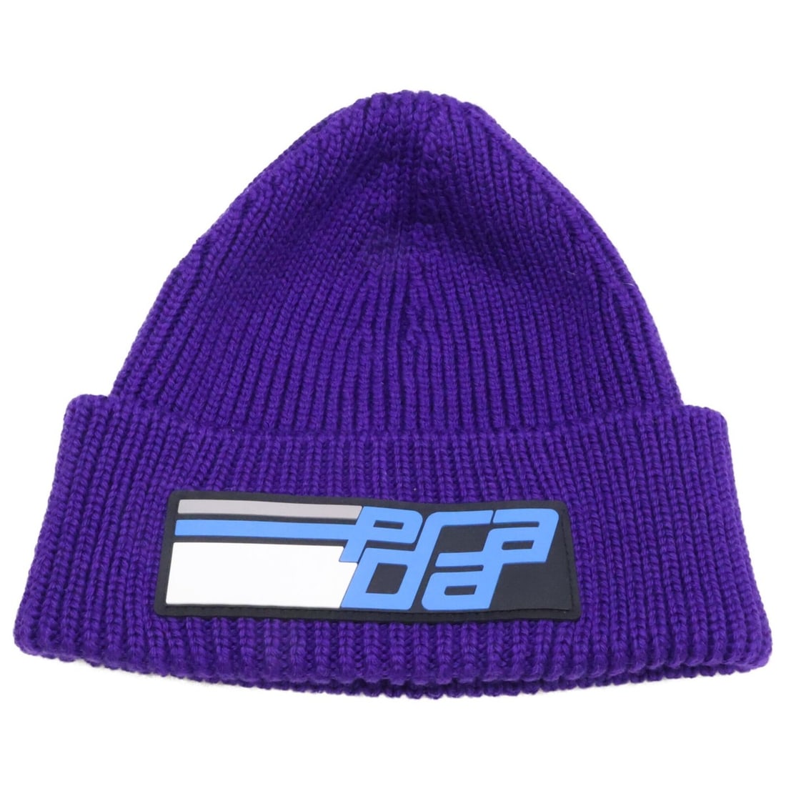 PRADA 27378 Rubber Logo Patch Knit Beanie Hat XS Purple Women's: --- Catalog ---Category: DesignType: Knit hatColor: PurpleGender: WomenMaterial: Wool Category: GeneralBrand: PradaCategory: MeasurementsCircumference: 55cm / 21.65''--- Item List ---Section: Conditio