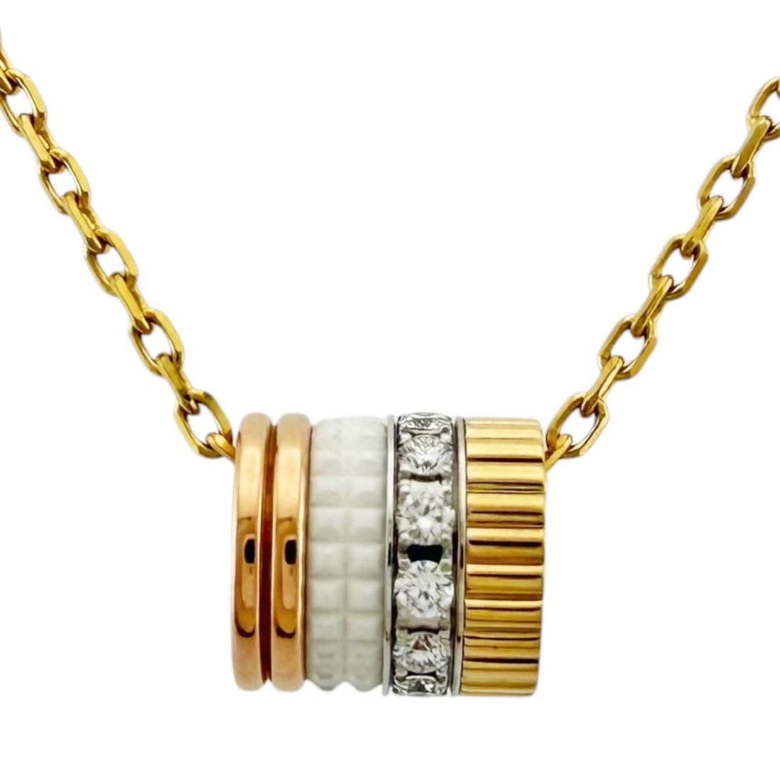 Boucheron Quatre Whites Necklace, 18K Yellow Gold Diamond Necklace for Women: --- Catalog ---Category: SizePendant Size: 7.5mm x 8mm / 0.29'' x 0.31''Neck Circumference: 44.5 cm / 17.51''Category: DesignColor: Gold, Pink gold, SilverGender: WomenMaterial: Pink gold (18K), White