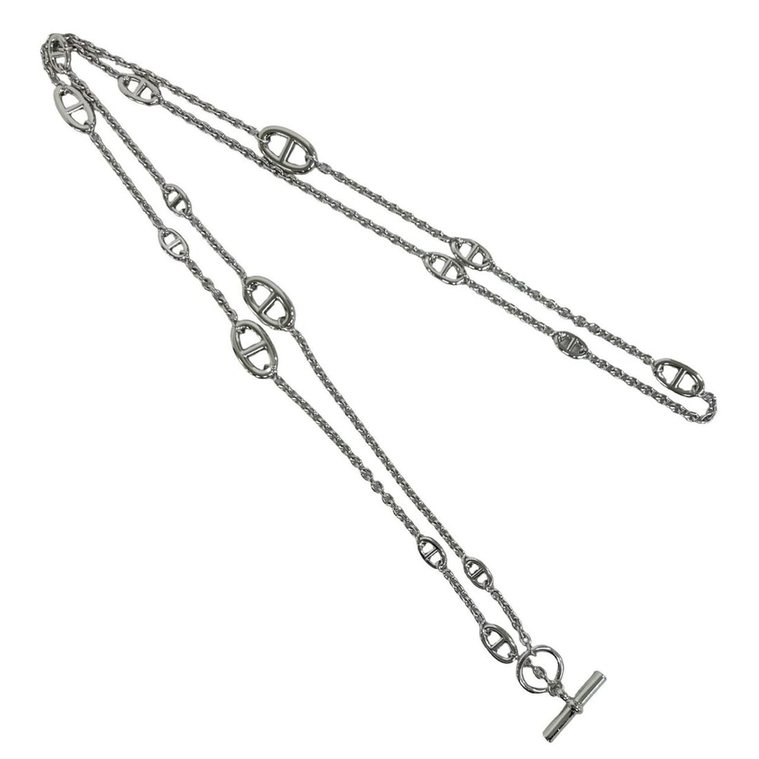 HERMES Farandole Necklace, Sterling Silver 925, Long Chain Accessory, Silver, Item Number 23392: --- Catalog ---Category: SizePendant Size: 13mm x 23mm / 0.51'' x 0.9''Neck Circumference: 118 cm / 46.45''Category: DesignColor: SilverGender: WomenMaterial: Silver 925Necklace Type: NecklaceCategory