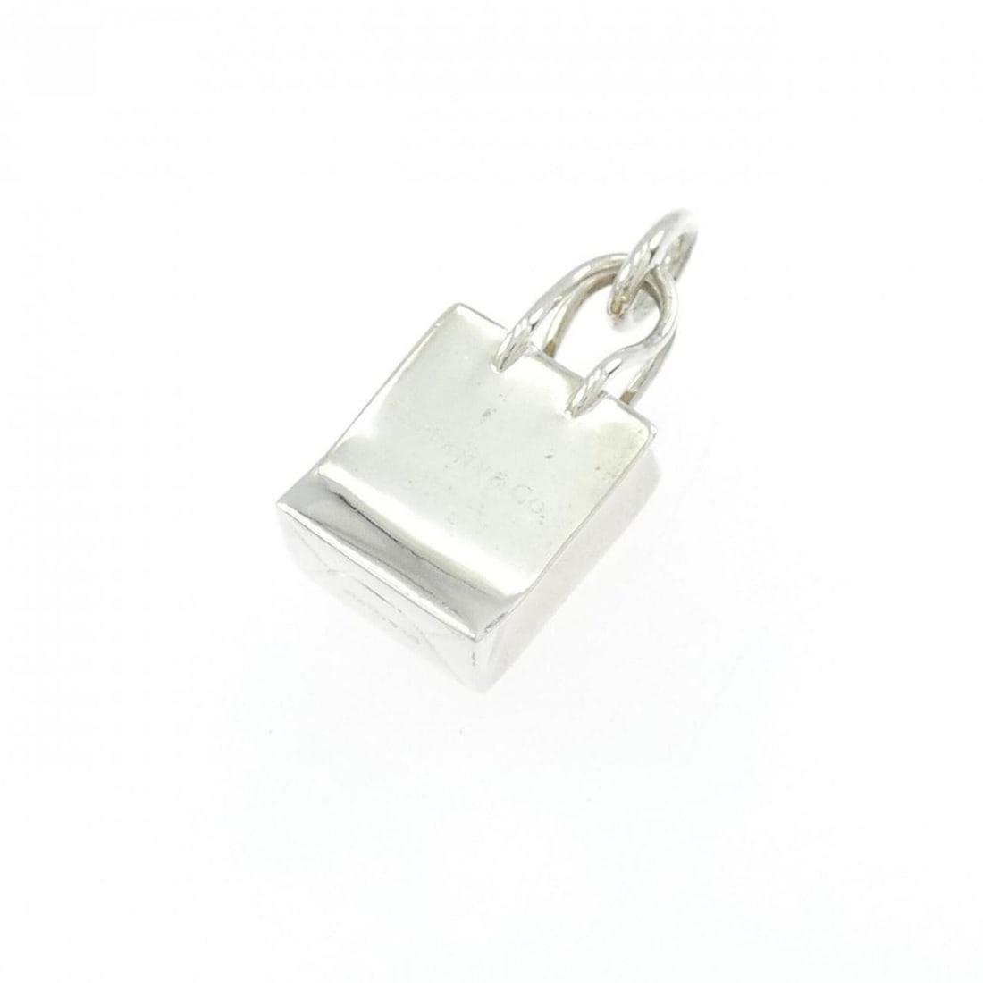 Tiffany 925 pendant: --- Catalog ---Category: SizePendant Size: 24.8mm x 10.7mm / 0.97'' x 0.42''Category: DesignGender: WomenMaterial: Silver 925Pendant Type: PendantNecklace Type: PendantColor (Pendant):