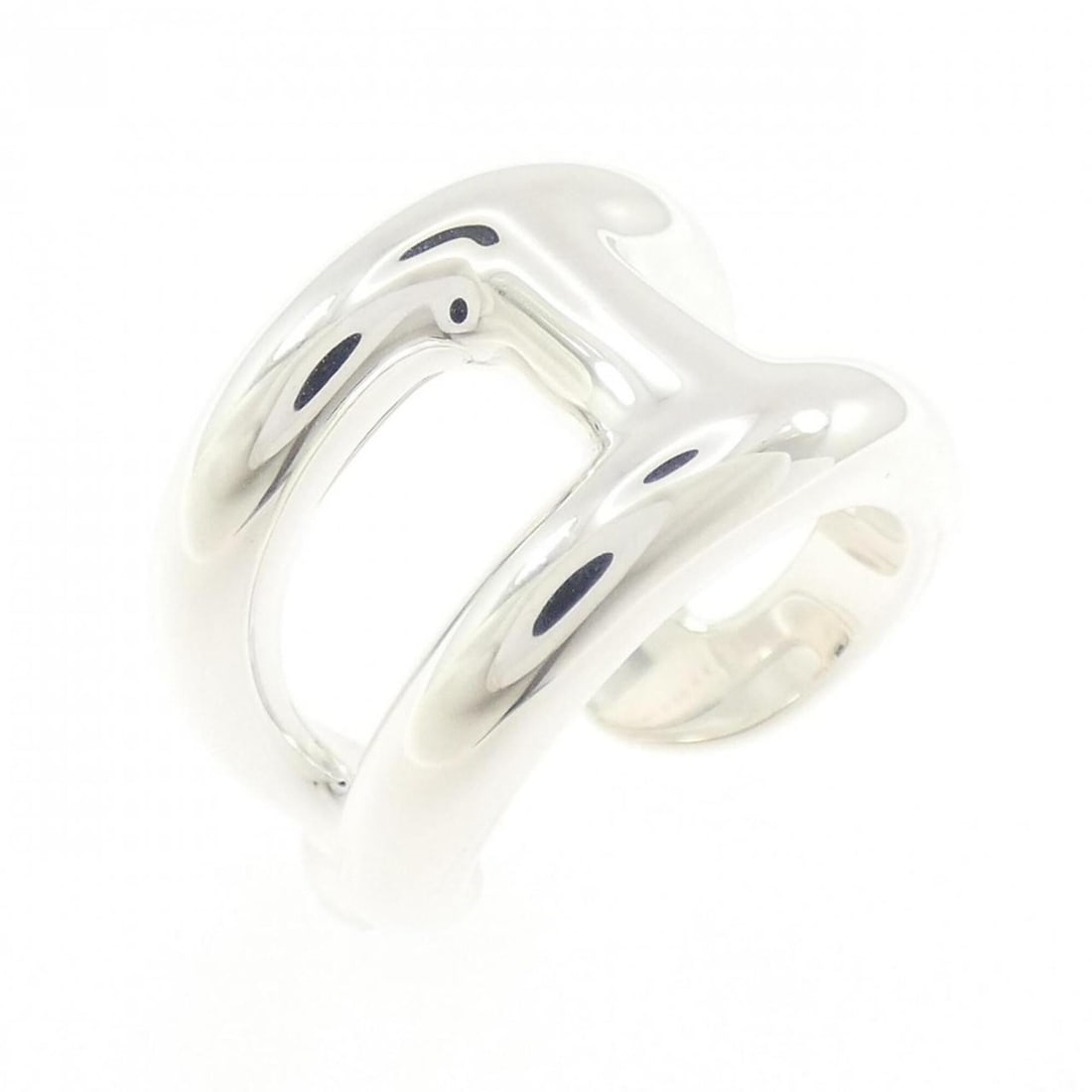 Hermes Hermès Osmo's Small Ring: --- Catalog ---Category: SizeUS Size: 3.5Brand Size: 46Category: DesignType: Band ringGender: WomenMaterial: Silver 925Category: GeneralMPN: H102539BBrand: Hermes--- Item List ---Section: ConditionRan