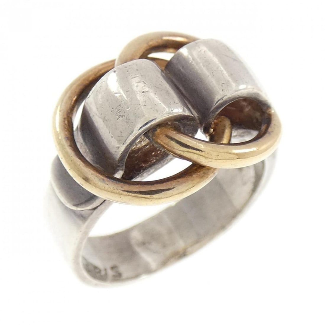 Hermes Hermès de the No Ring: --- Catalog ---Category: SizeJP Size: 11.0US Size: 6Category: DesignType: Band ringGender: WomenCategory: GeneralBrand: Hermes--- Item List ---Section: ConditionRanking: Rank B Used - Traces of