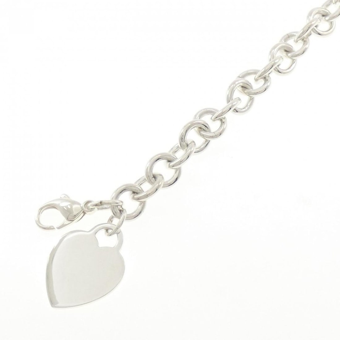 Tiffany Heart Tag Bracelet: --- Catalog ---Category: SizeLength: 19cm / 7.48''Category: DesignType: Charm braceletGender: WomenMaterial: Silver 925Category: GeneralBrand: Tiffany--- Item List ---Section: ConditionRanking: Rank S