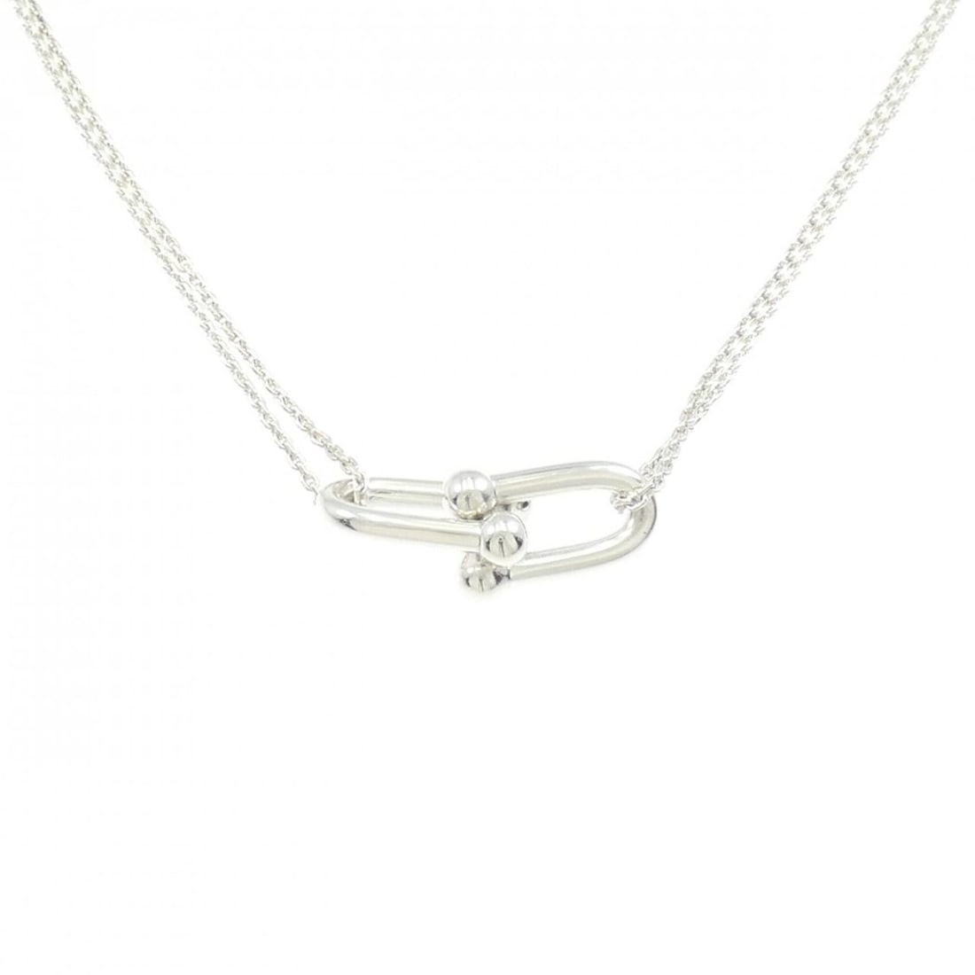 Tiffany HardWear Large Double Link Necklace: --- Catalog ---Category: SizePendant Size: 11.4mm / 0.44''Neck Circumference: 40 cm / 15.74''Category: DesignGender: WomenMaterial: Silver 925Necklace Type: NecklaceCategory: GeneralMPN: 63104337Brand