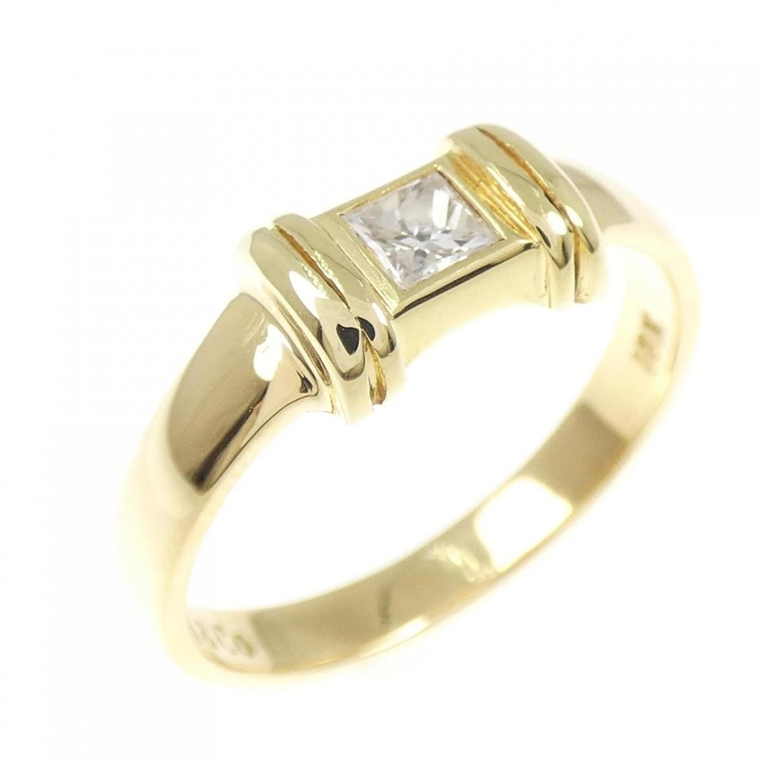 Tiffany diamond ring: --- Catalog ---Category: SizeJP Size: 13US Size: 6.5Category: DesignType: Band ringGender: WomenMaterial: Yellow gold (18K)Category: GeneralBrand: Tiffany--- Item List ---Section: ConditionRanking: