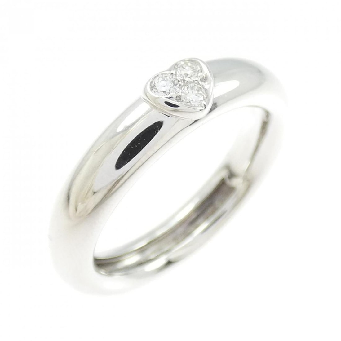 Tiffany diamond ring: --- Catalog ---Category: SizeJP Size: 10US Size: 5.5Category: DesignType: Band ringGender: WomenMaterial: White gold (18K)Category: GeneralBrand: Tiffany--- Item List ---Section: ConditionRanking: