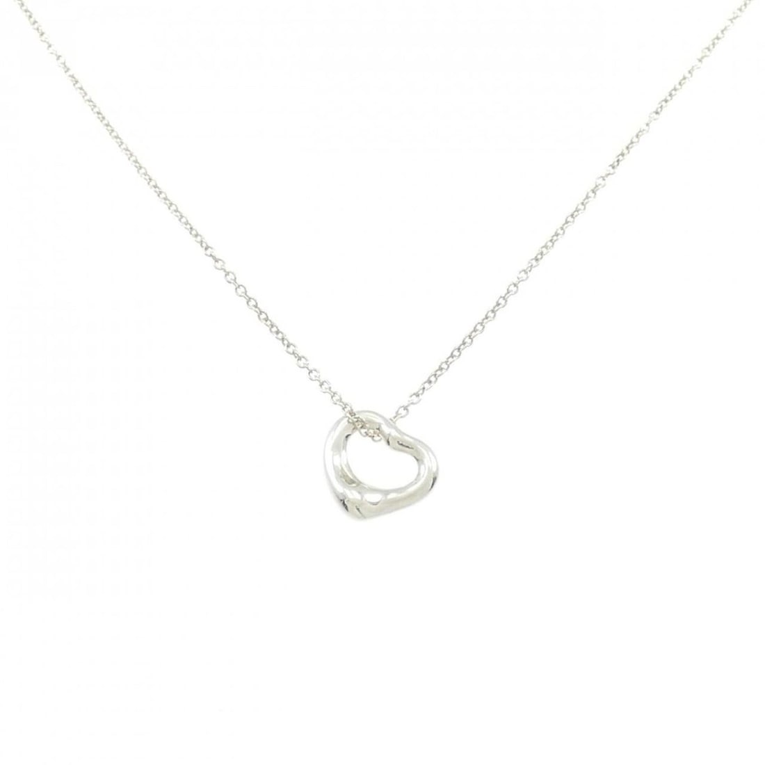 Tiffany Open Heart Necklace: --- Catalog ---Category: SizePendant Size: 11mm x 10.6mm / 0.43'' x 0.41''Neck Circumference: 41 cm / 16.14''Category: DesignGender: WomenMaterial: Silver 925Pendant Type: PendantNecklace Type: