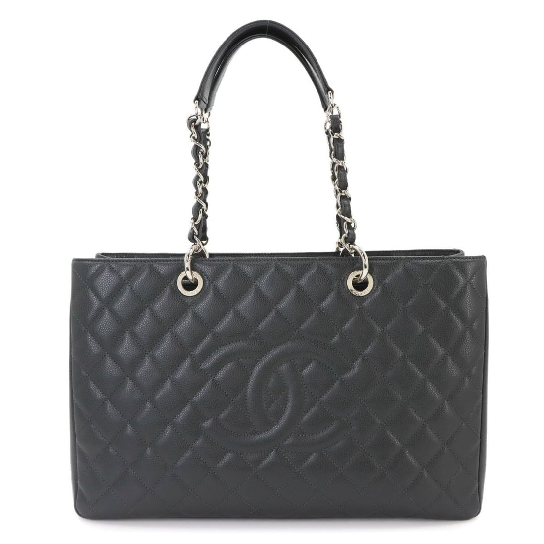 Chanel Matelasse Grand Chain Tote XL Handbag GST Caviar Skin Leather Grey A66865: --- Catalog ---Category: SizeWeight: 1.38kg / 3.03lb.Size (HxWxD): 25cm x 40cm x 13cm / 9.84'' x 15.74'' x 5.11''Handle Length: 49cm / 19.29''Category: DesignType: Handbag, Tote bagColor: GrayGender: